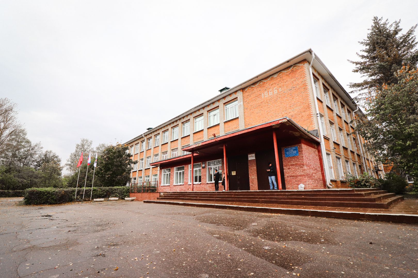 Клин, общество, образование, память, герои ВОВ, парта героя,