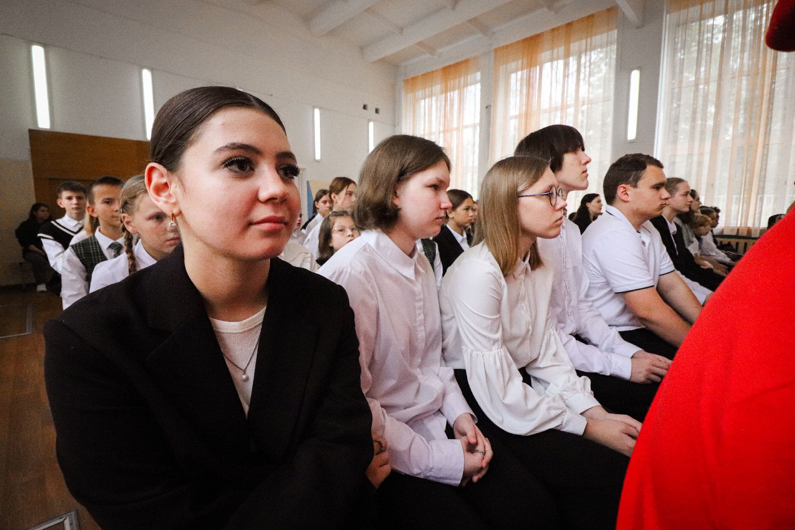 Клин, общество, образование, память, герои ВОВ, парта героя,