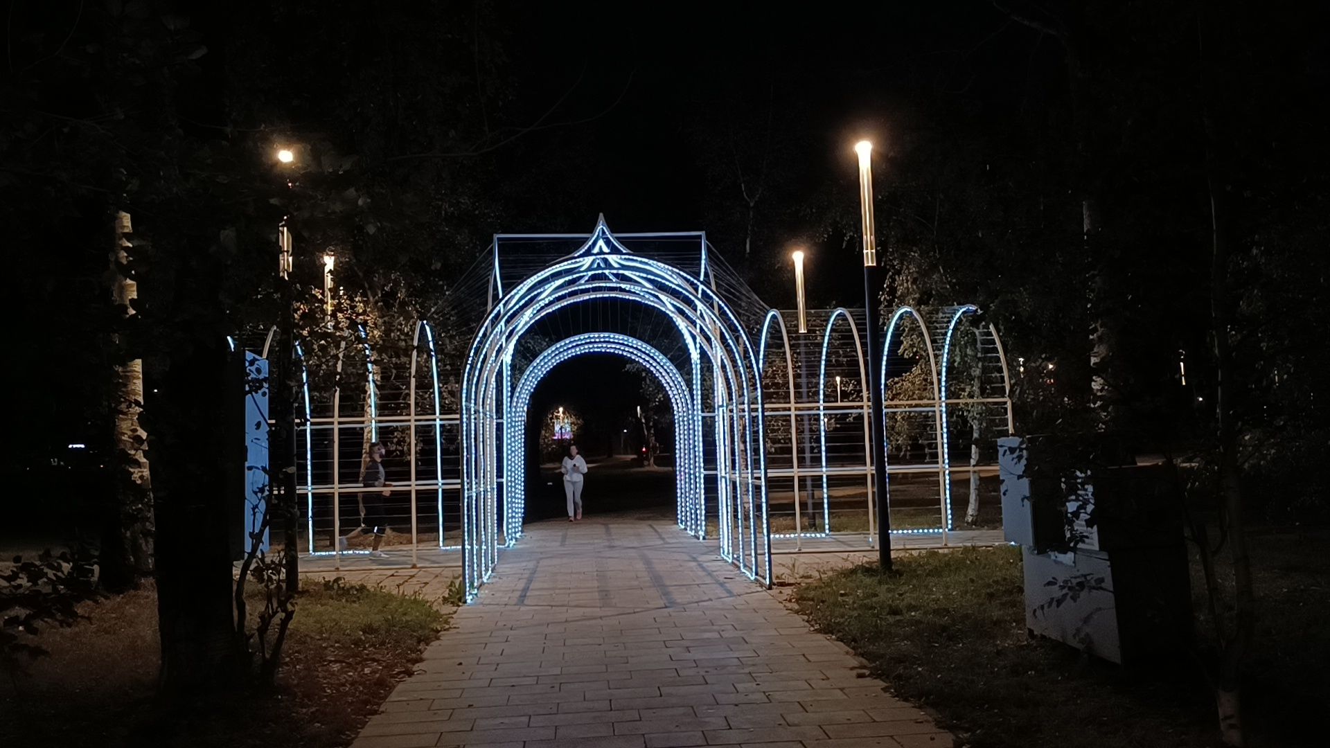 парк, лобня, храм, подсветка,