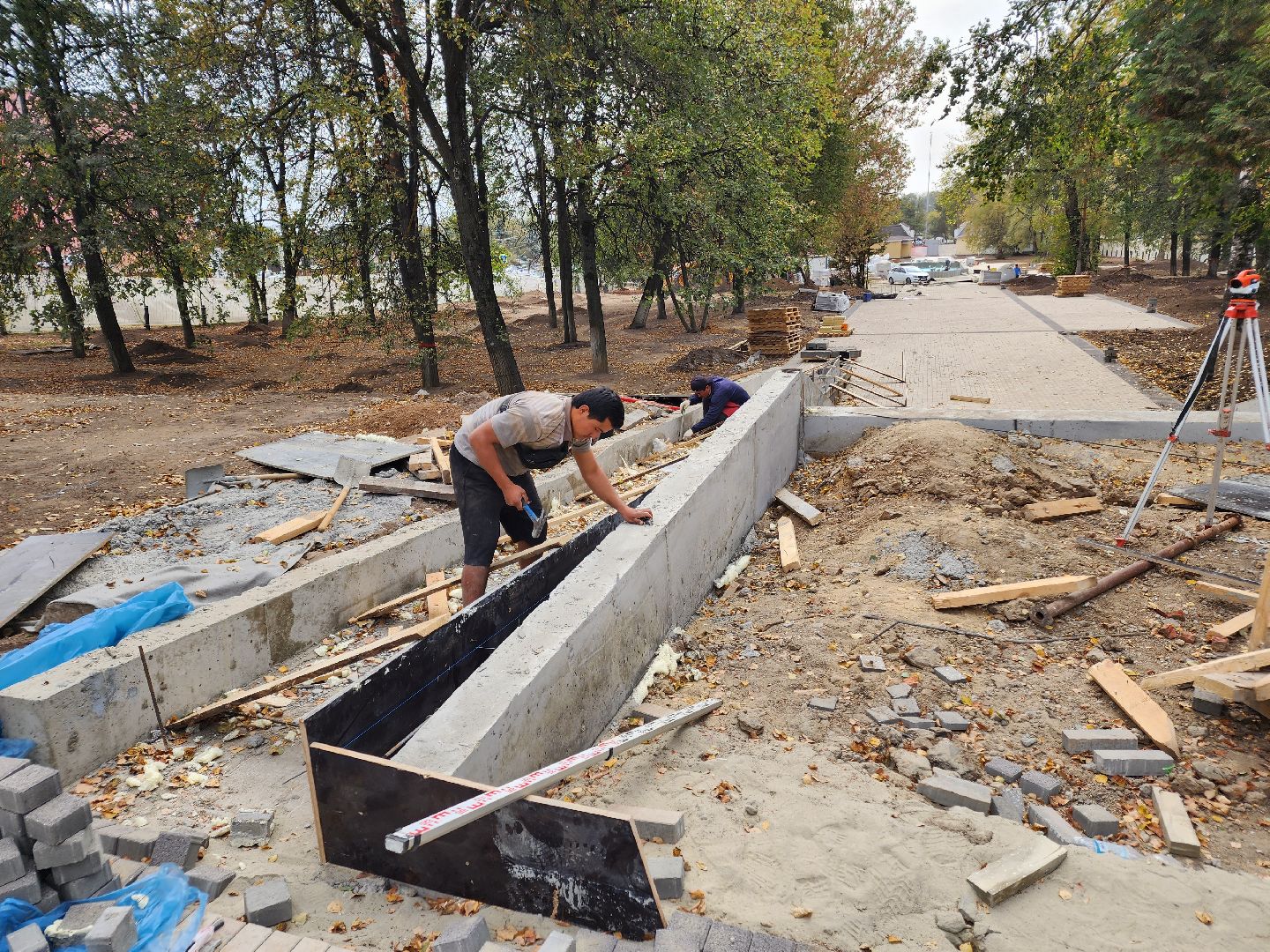 Чехов, бульвар Чехова, реконструкция, благоустройство, строительство, фонтан, малые архитектурные формы, пешеходные дорожки, нацпроект жилье и городская среда, готовность объекта, сквер Чехова,