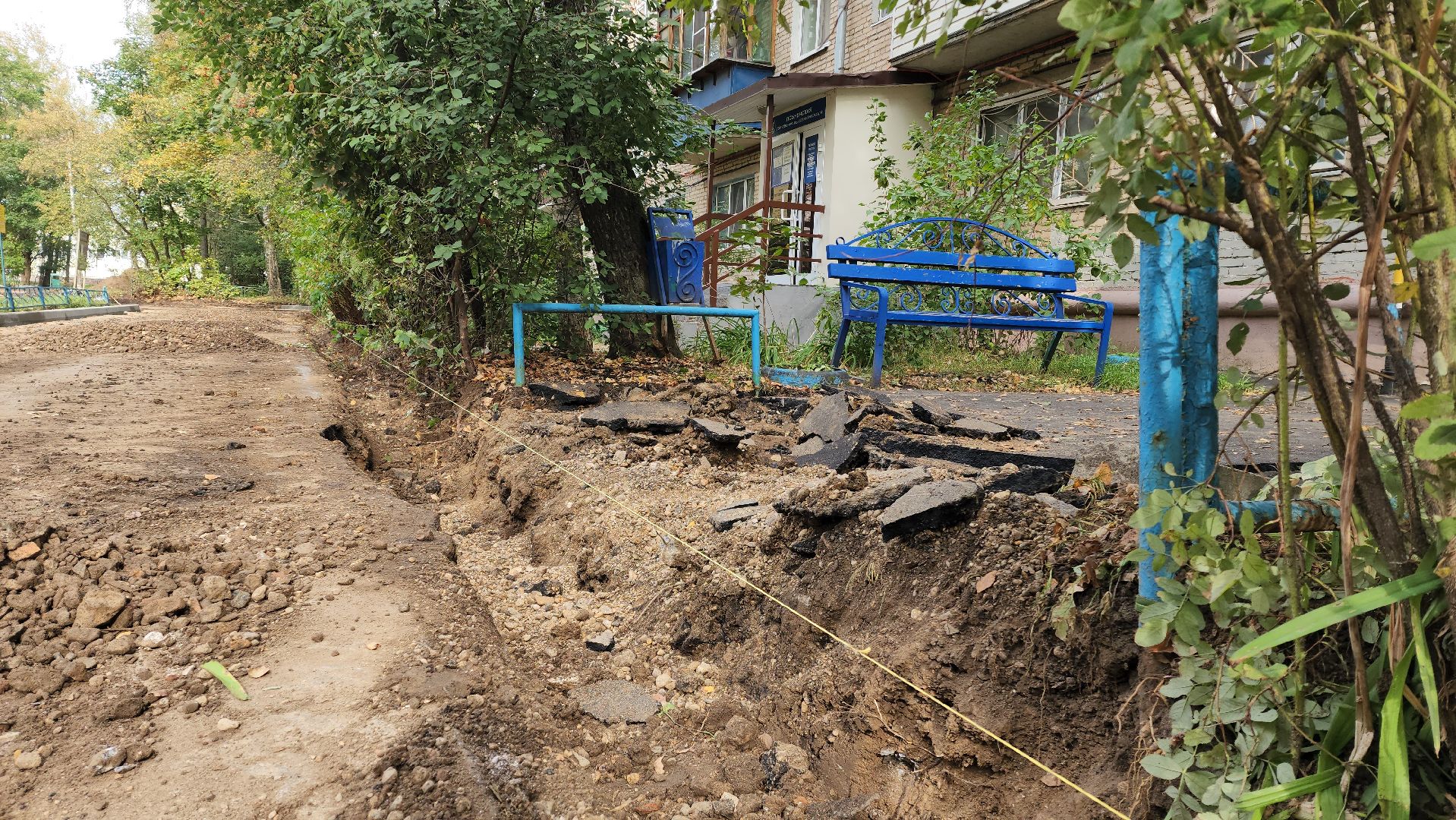 благоустройство дворов, бордюрный камень, Лобня,