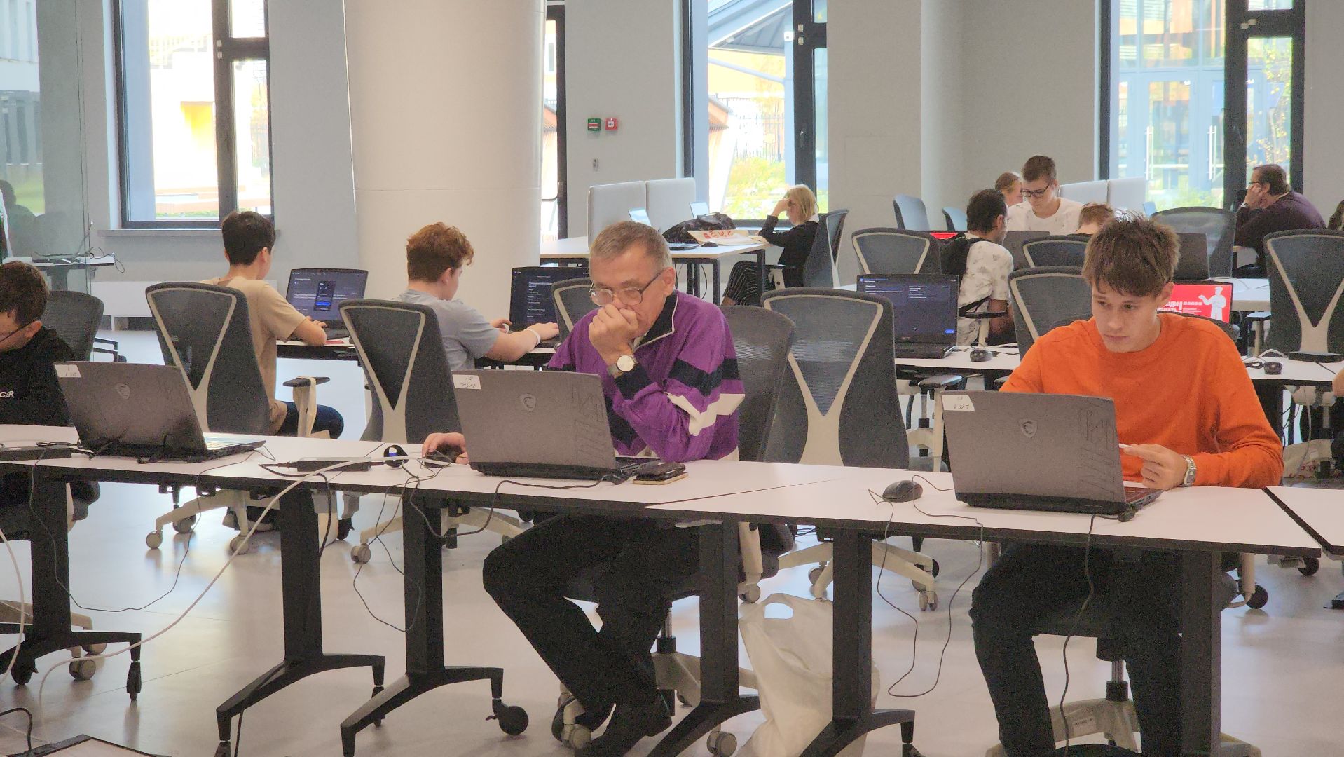 долгопрудный, технопарк физтех-лицея, выходи решать, космонавты, школьники, Николай Кудрявцев,