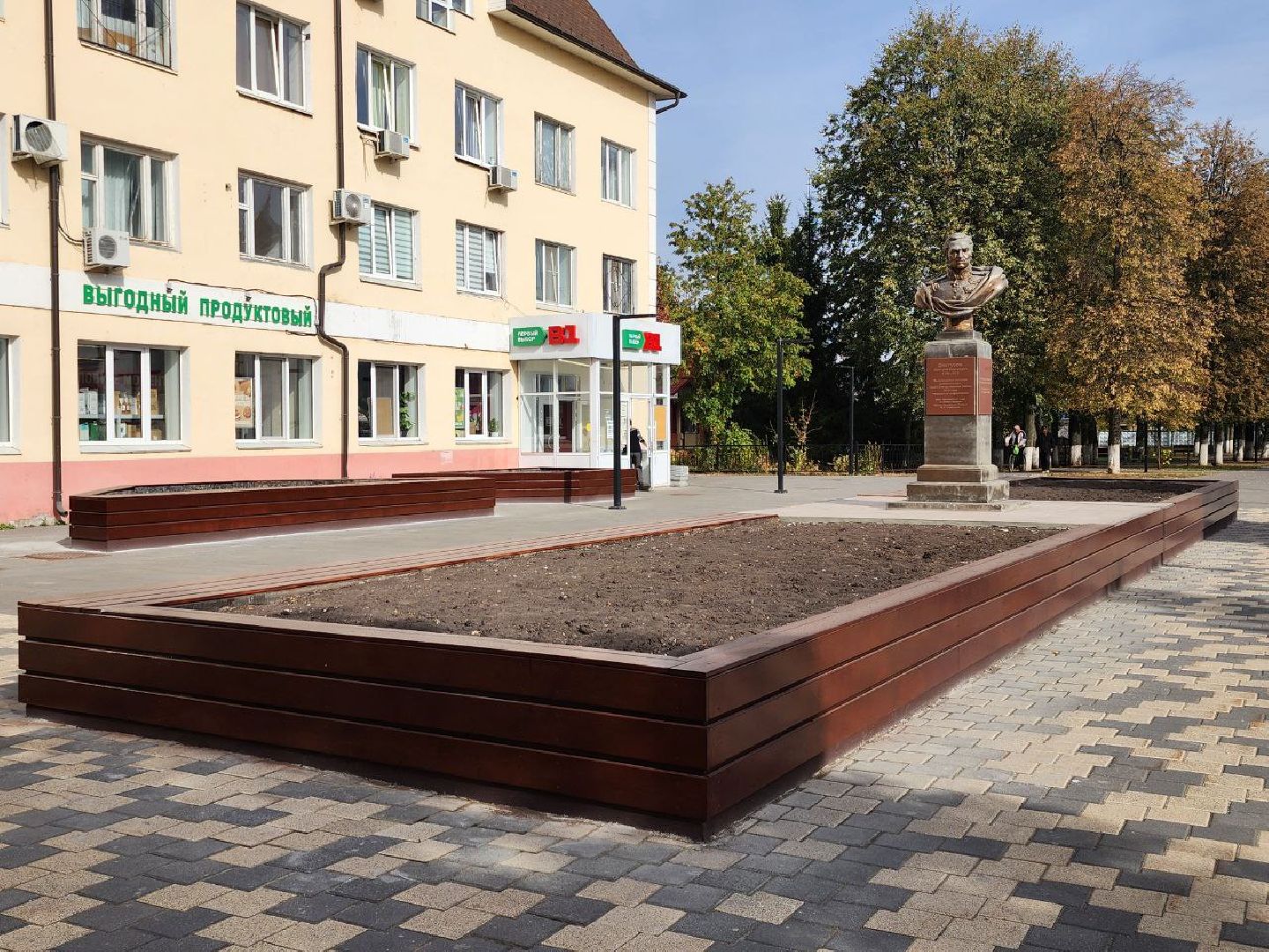 Серебряные Пруды, благоустройство, площадь Дохтурова,