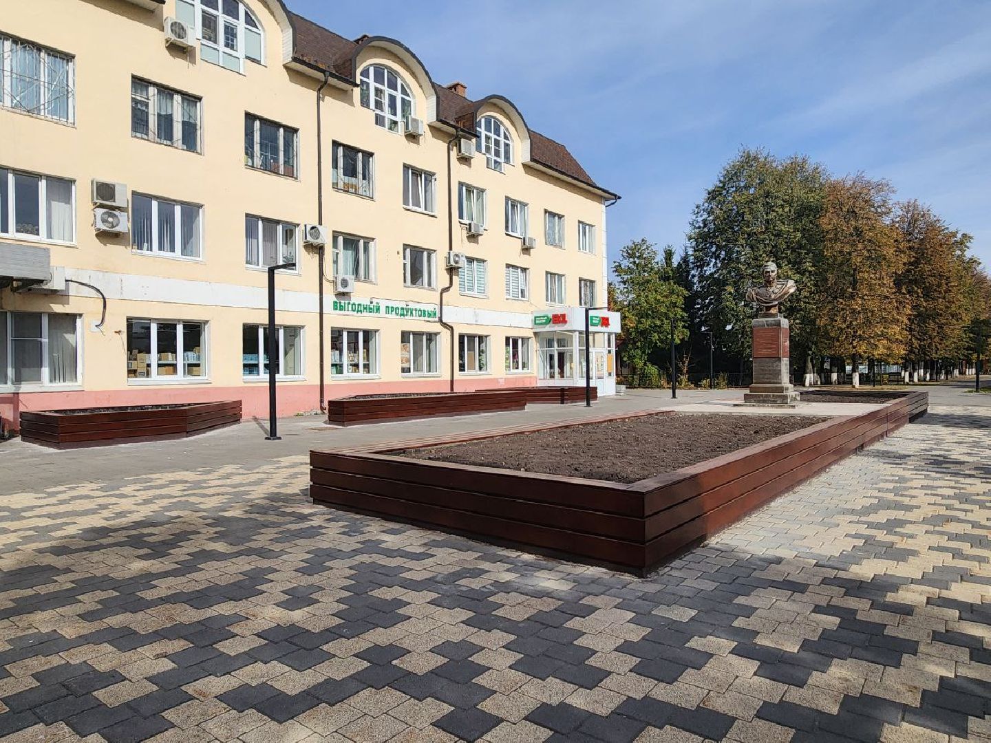 Серебряные Пруды, благоустройство, площадь Дохтурова,