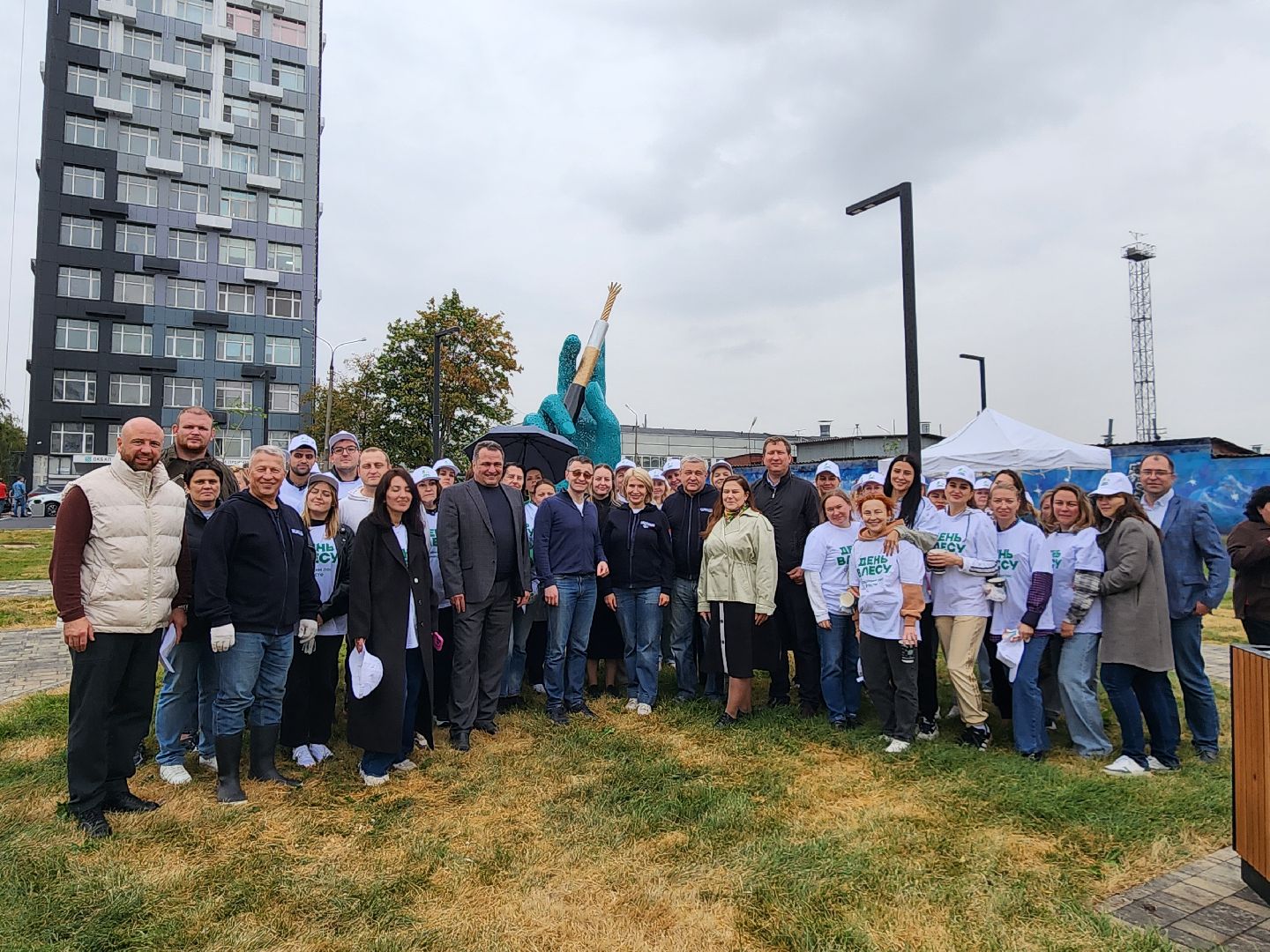 высадка деревьев,