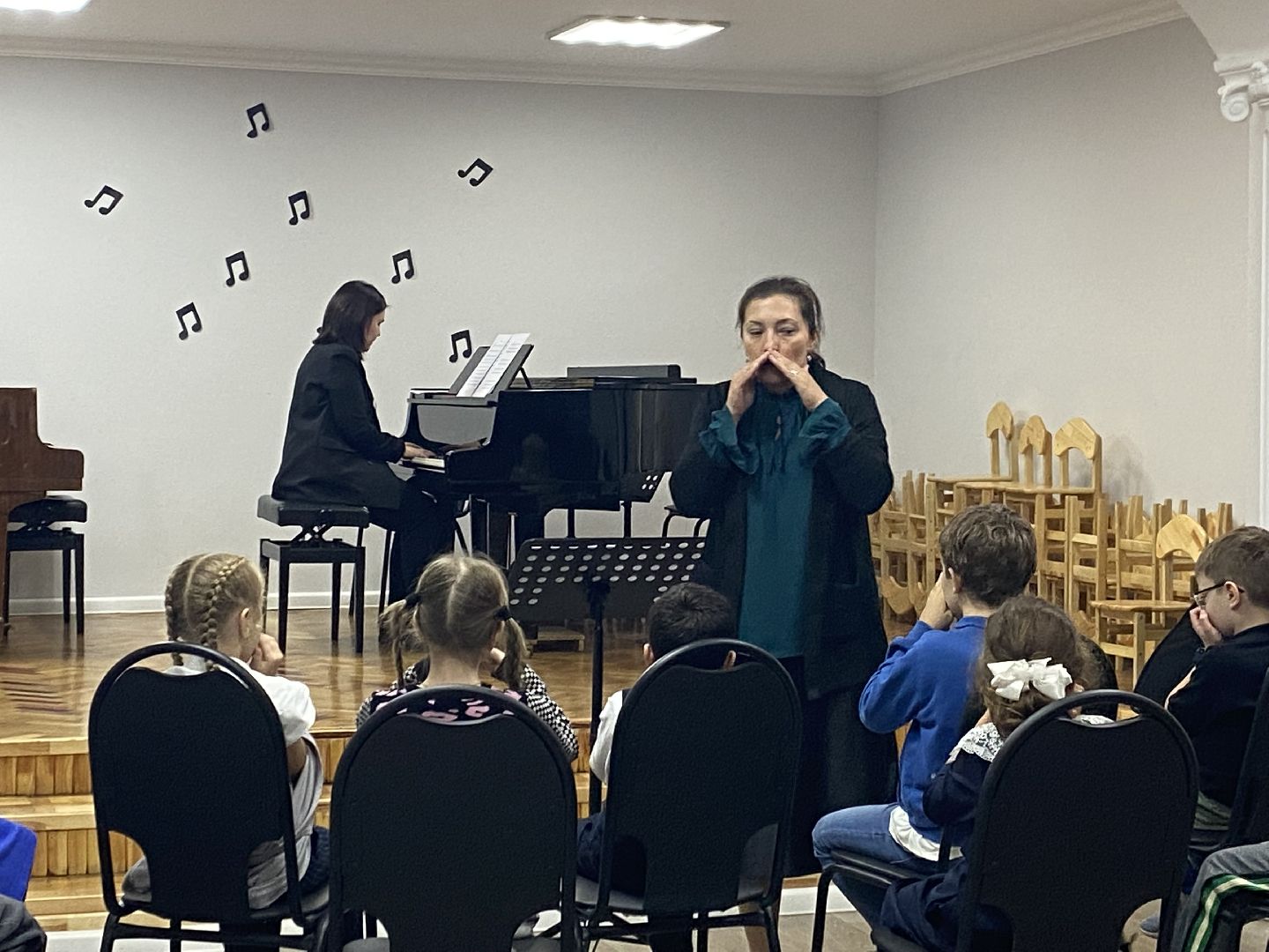 Новый преподаватель, Хор, Музыкальная школа,