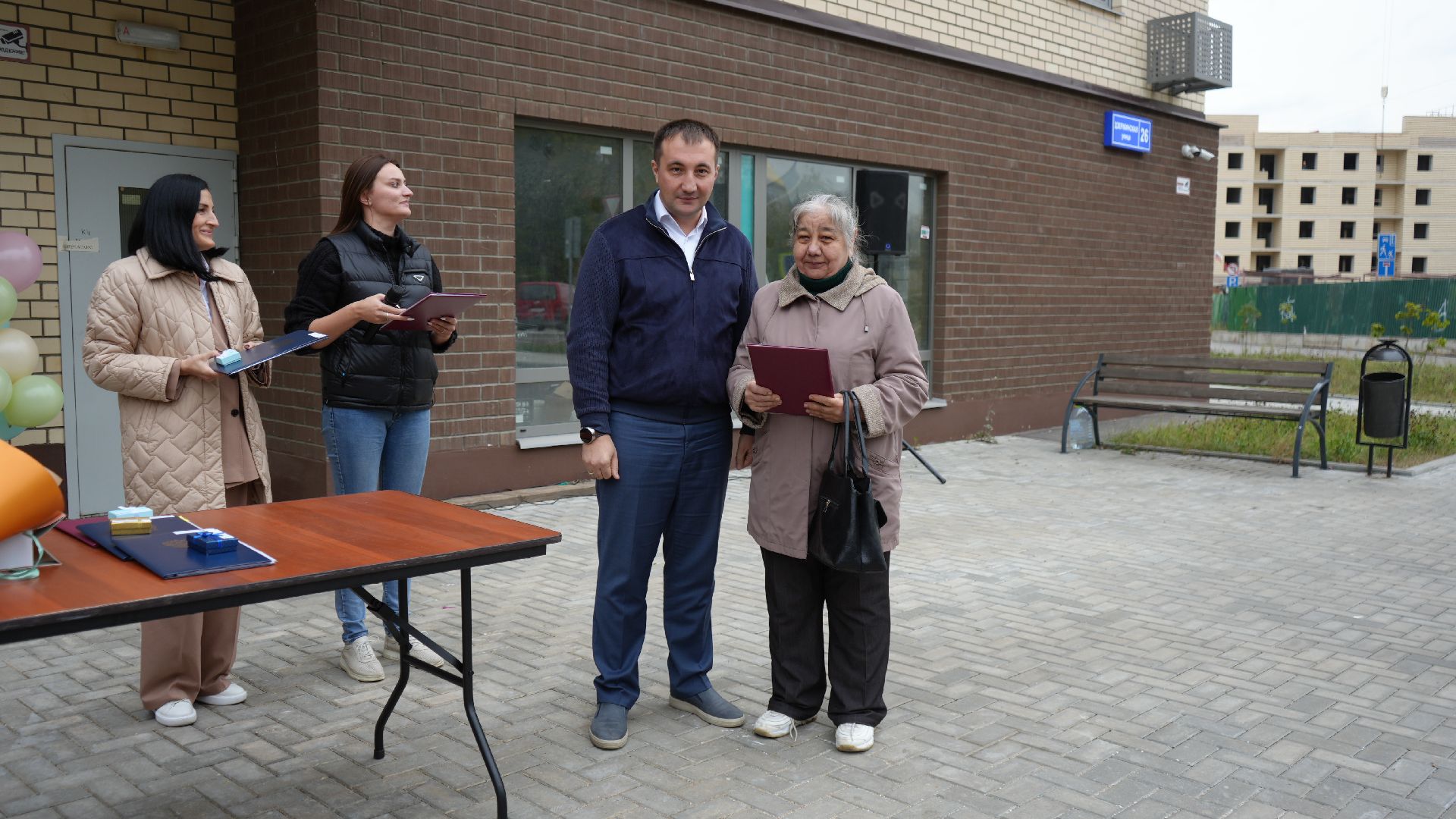 вручение ключей, новоселье, программа расселения жилья,