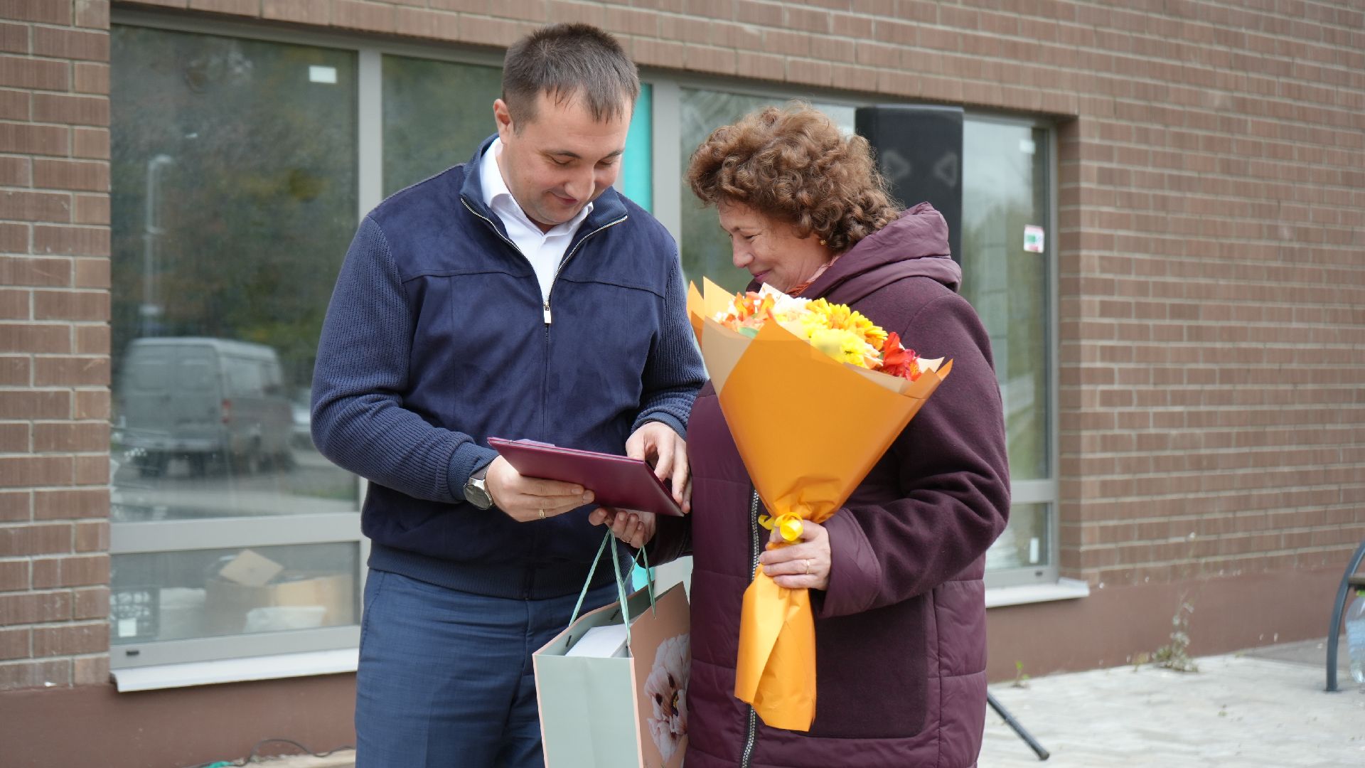 вручение ключей, новоселье, программа расселения жилья,