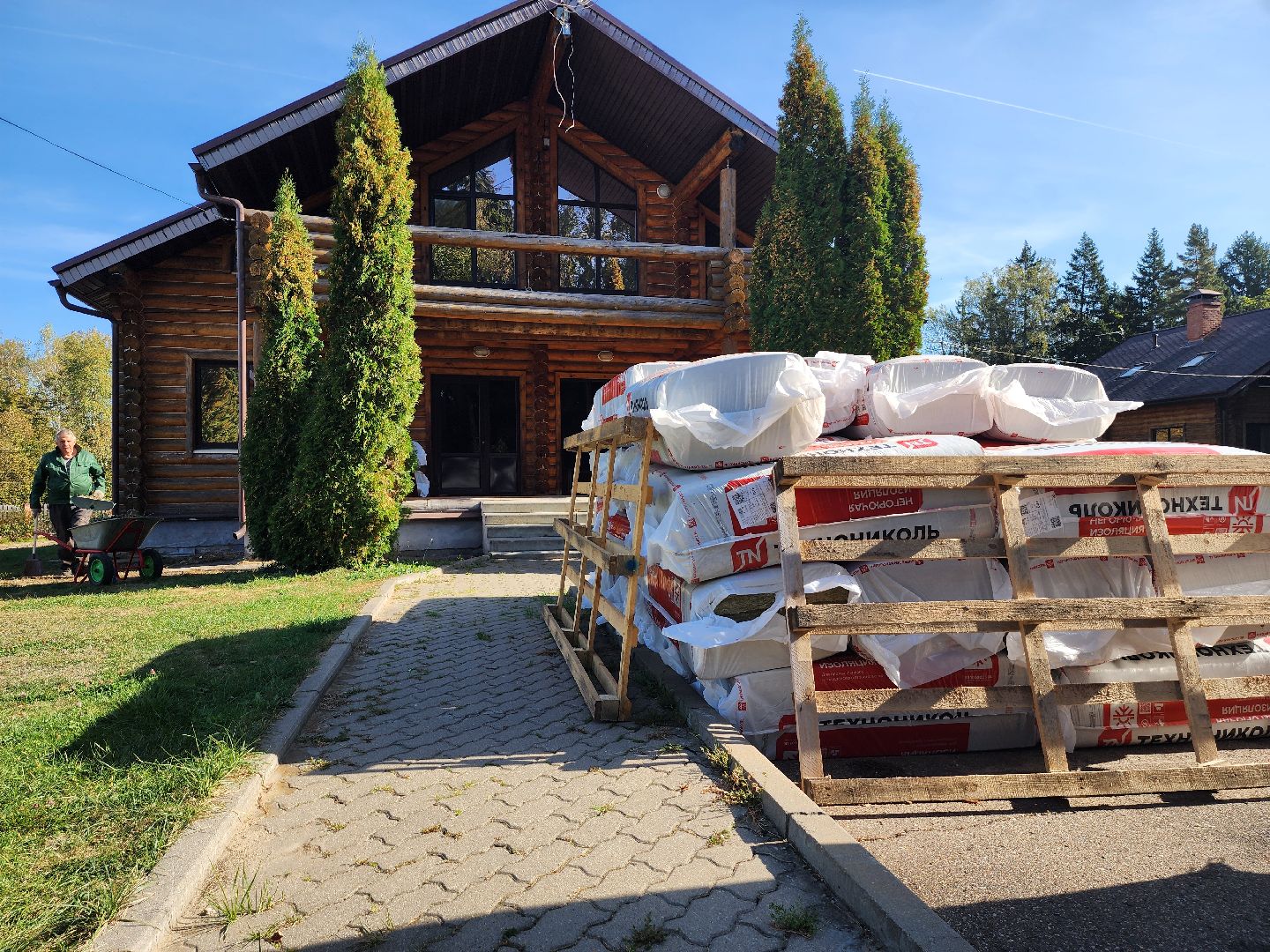 серпухов, ск красные крылья, ремонт кровли, домики для спортсменов, ЖКХ,