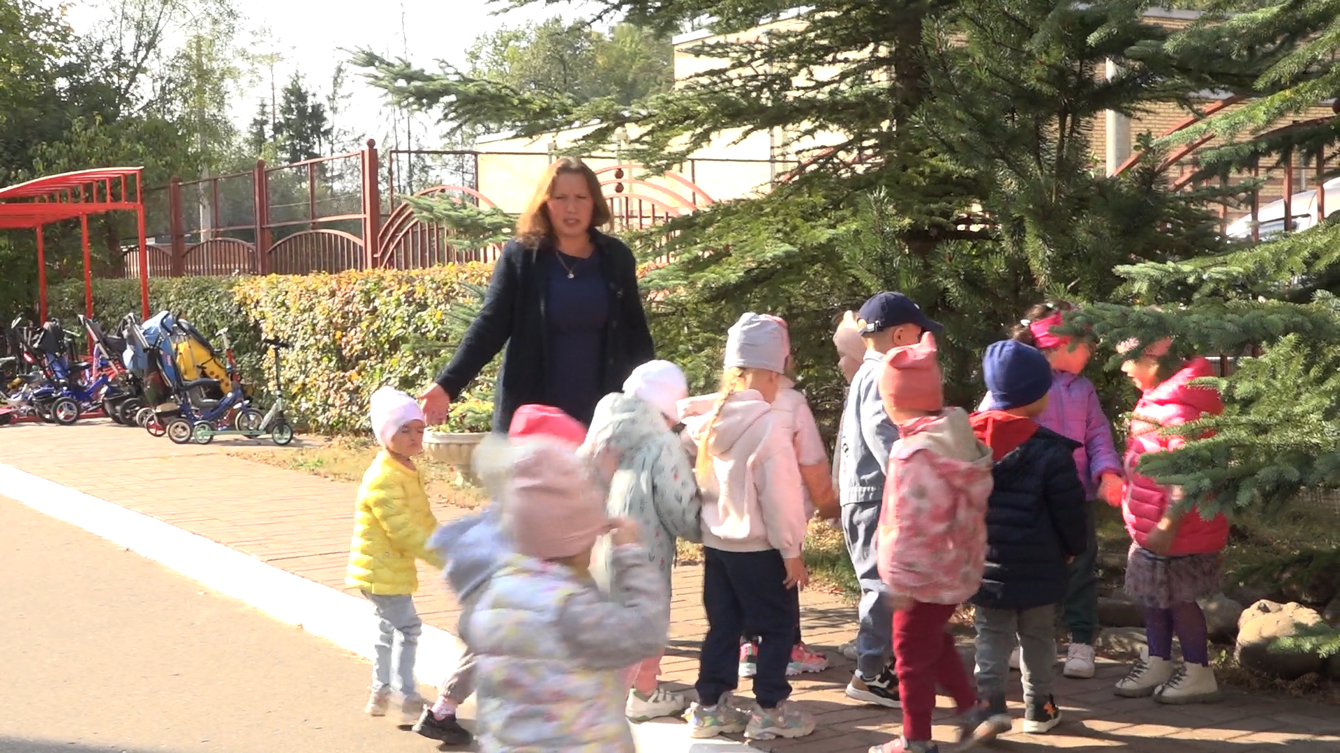 день воспитателя, день дошкольного работника, школа Перспектива Власиха, дошкольное отделение Перспективы, Власиха Перспектива,