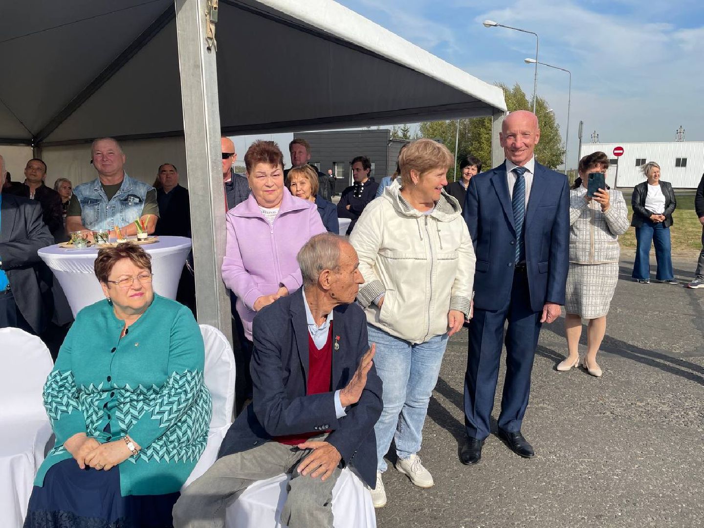 Дмитров, Холдинг Братья Чебурашкины, Минсельхоз,