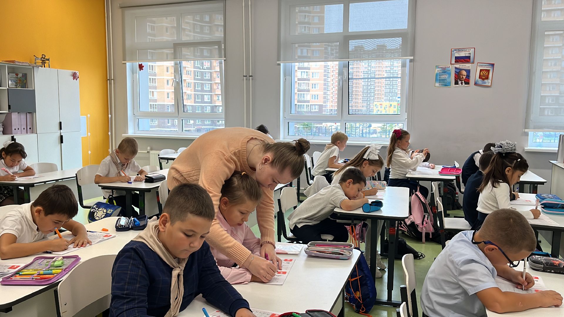 школа, учитель, новый учитель, новый учитель в школе, учитель начальных классов,