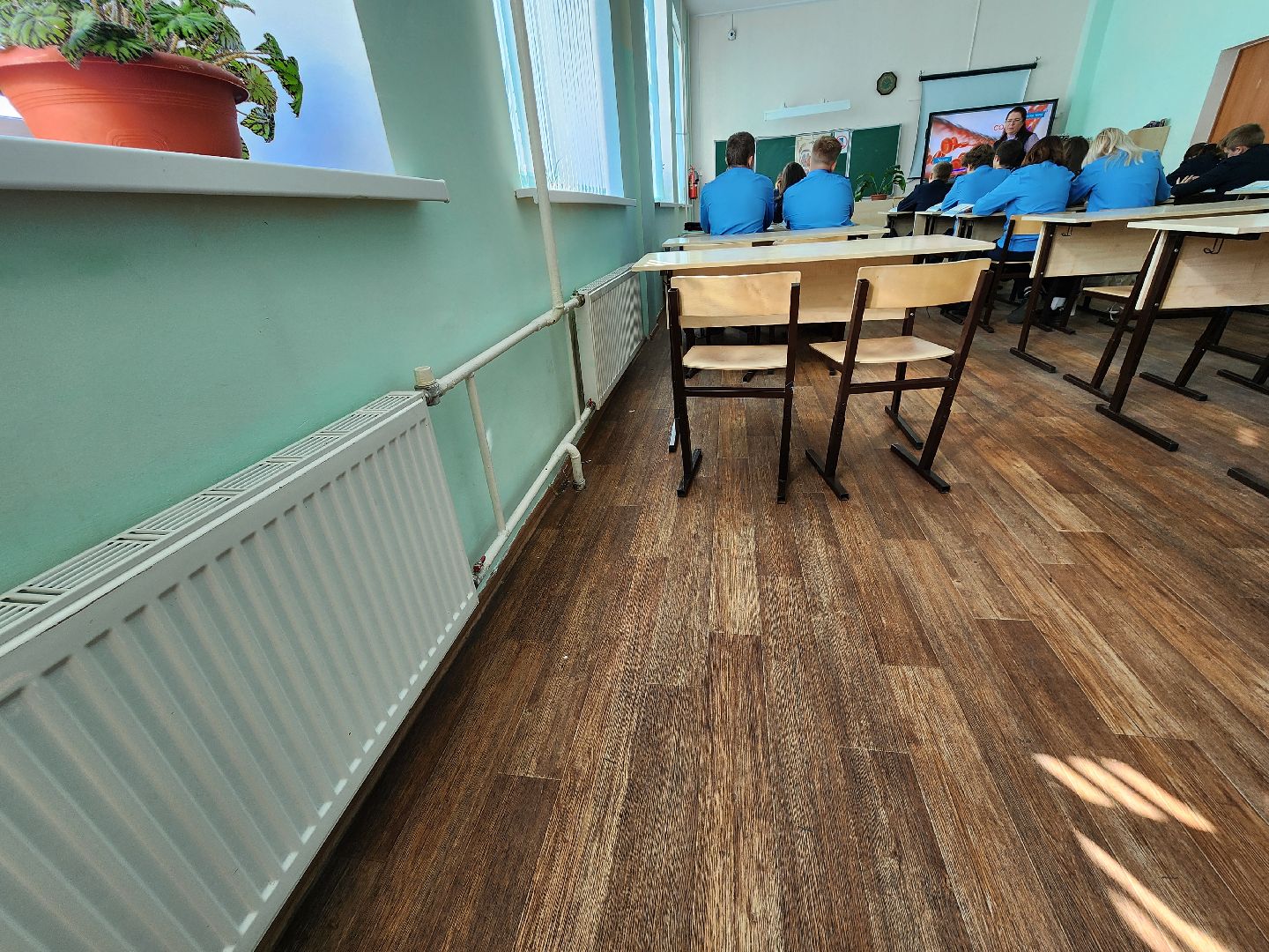 Чехов, поселок Любучаны, средняя школа, отопление, теплоснабжение, директор школы Ирина Резвина, глава округа михаил собакин,