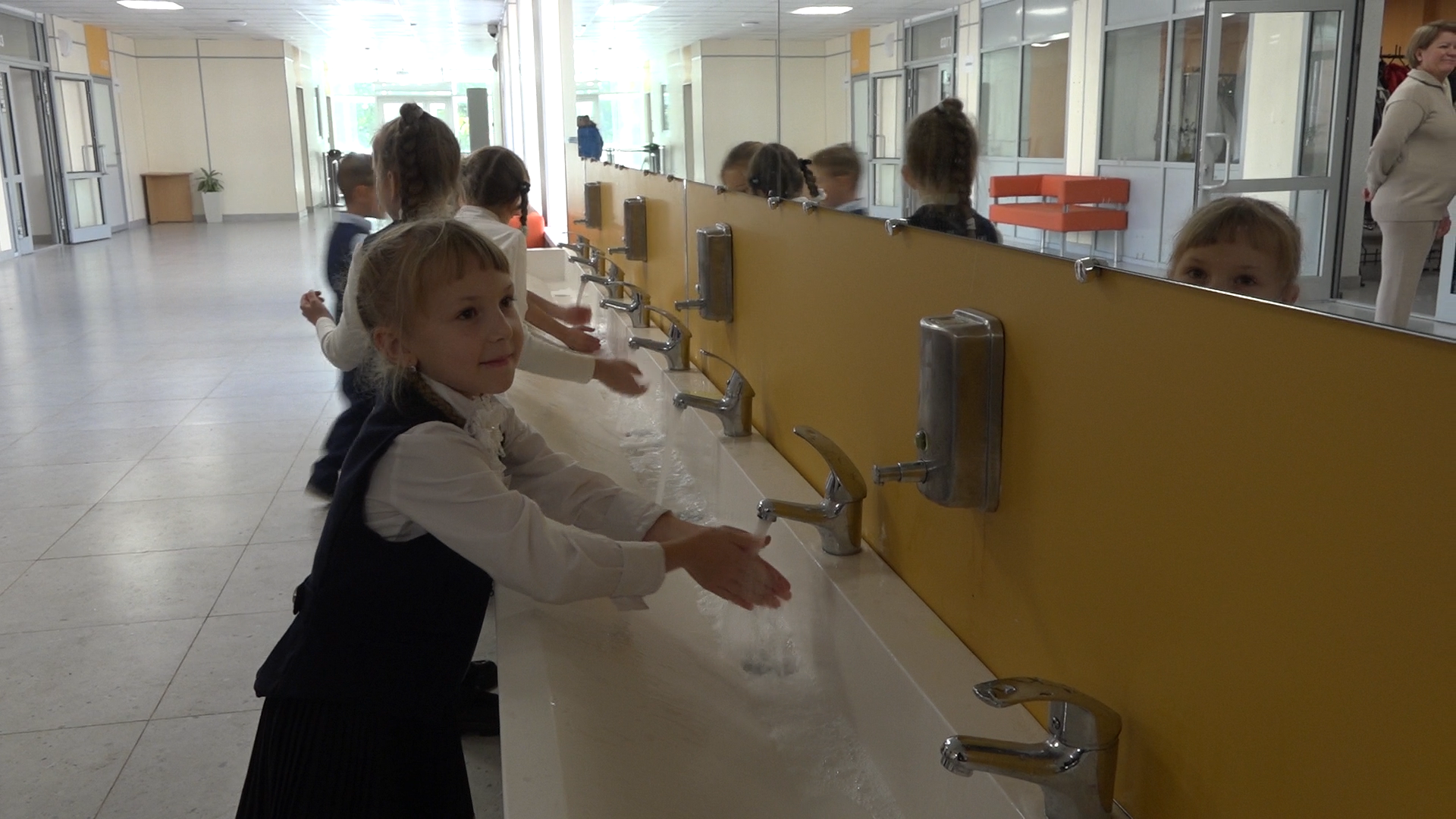 осенне-зимний период, отопление в школе Попова, Власиха школа Попова, подача тепла в соцобъекты, Власиха соцобъекты тепло,