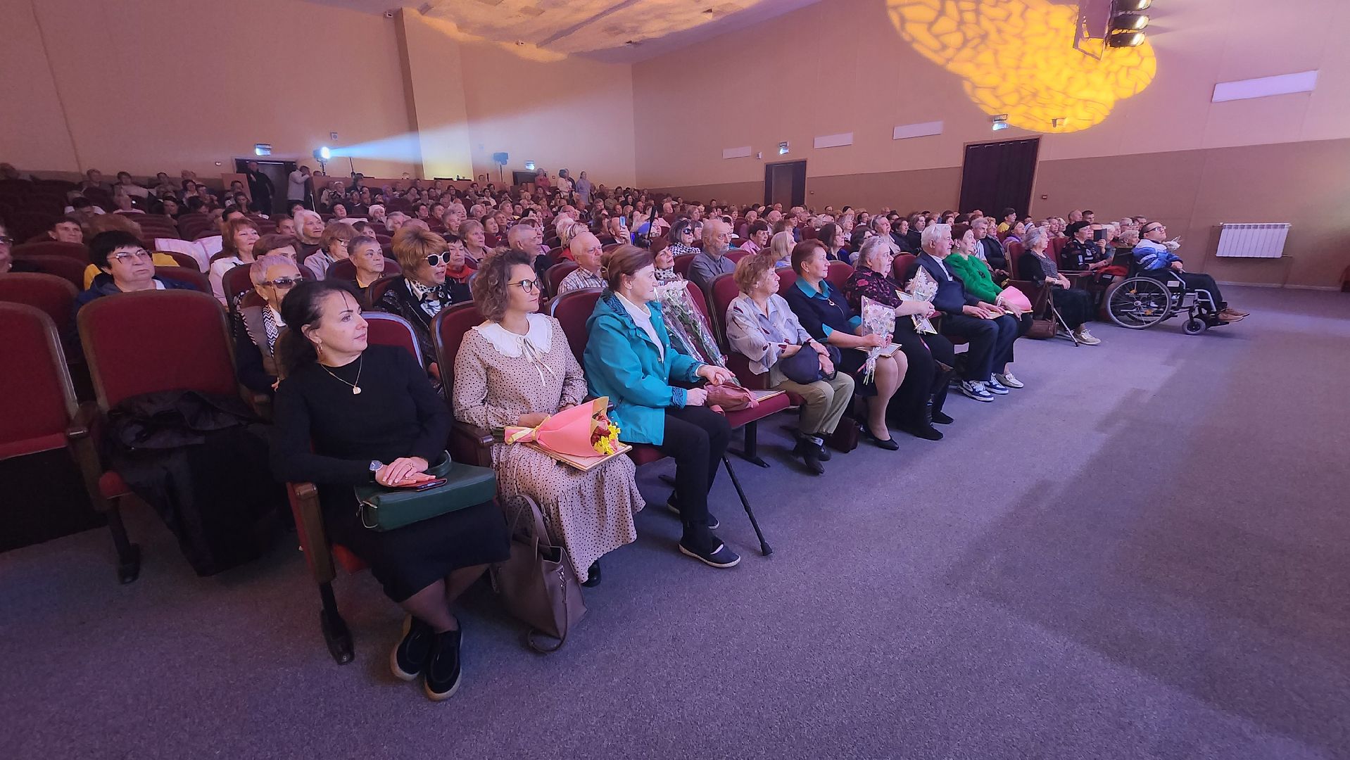 Солнечногорск, медицина, вакцинация от гриппа, старшее поколение, день пожилого человека,