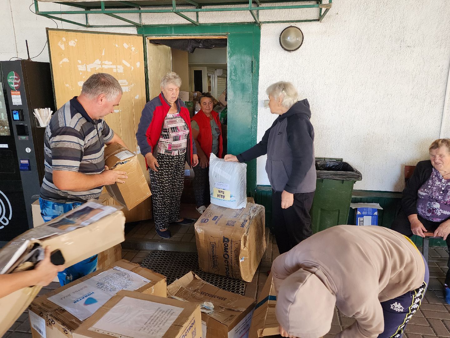 волонтеры подмосковья, гуманитарная помощь, курская область,