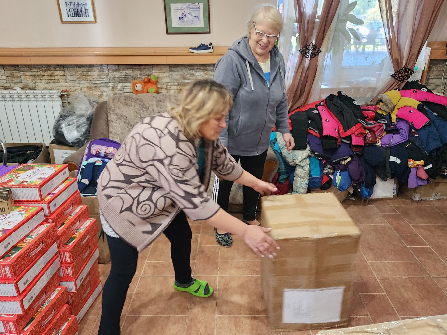волонтеры подмосковья, гуманитарная помощь, курская область,