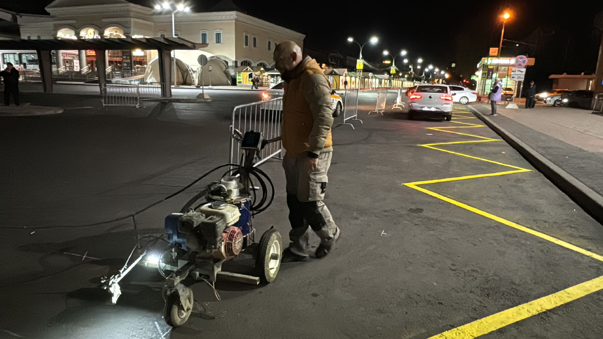 Дорожная разметка, Дороги подмосковья, Привокзальная площадь Одинцова,