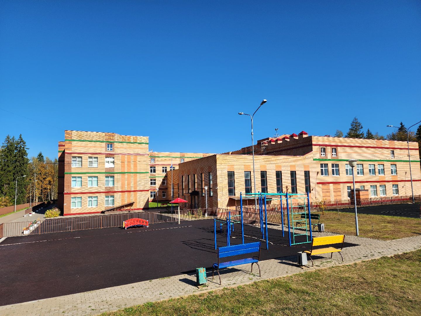 Чехов, поселок Любучаны, Любучанская школа, учитель биологии, Валентина Ратникова, лауреат конкурса, премия губернатора Московской области,лучший учитель-предметник,