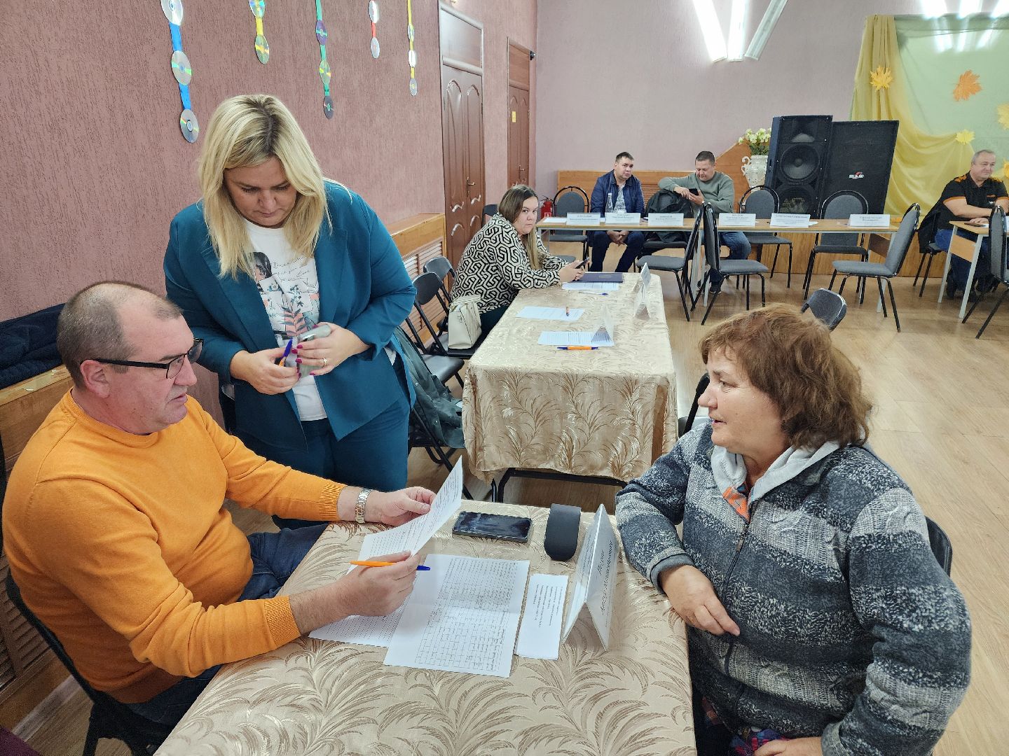 Чехов, село Шарапово, выездная администрация, встреча с жителями, обращения граждан, утепление дома, теплоизоляция, гидроизоляция, улица Колхозная,