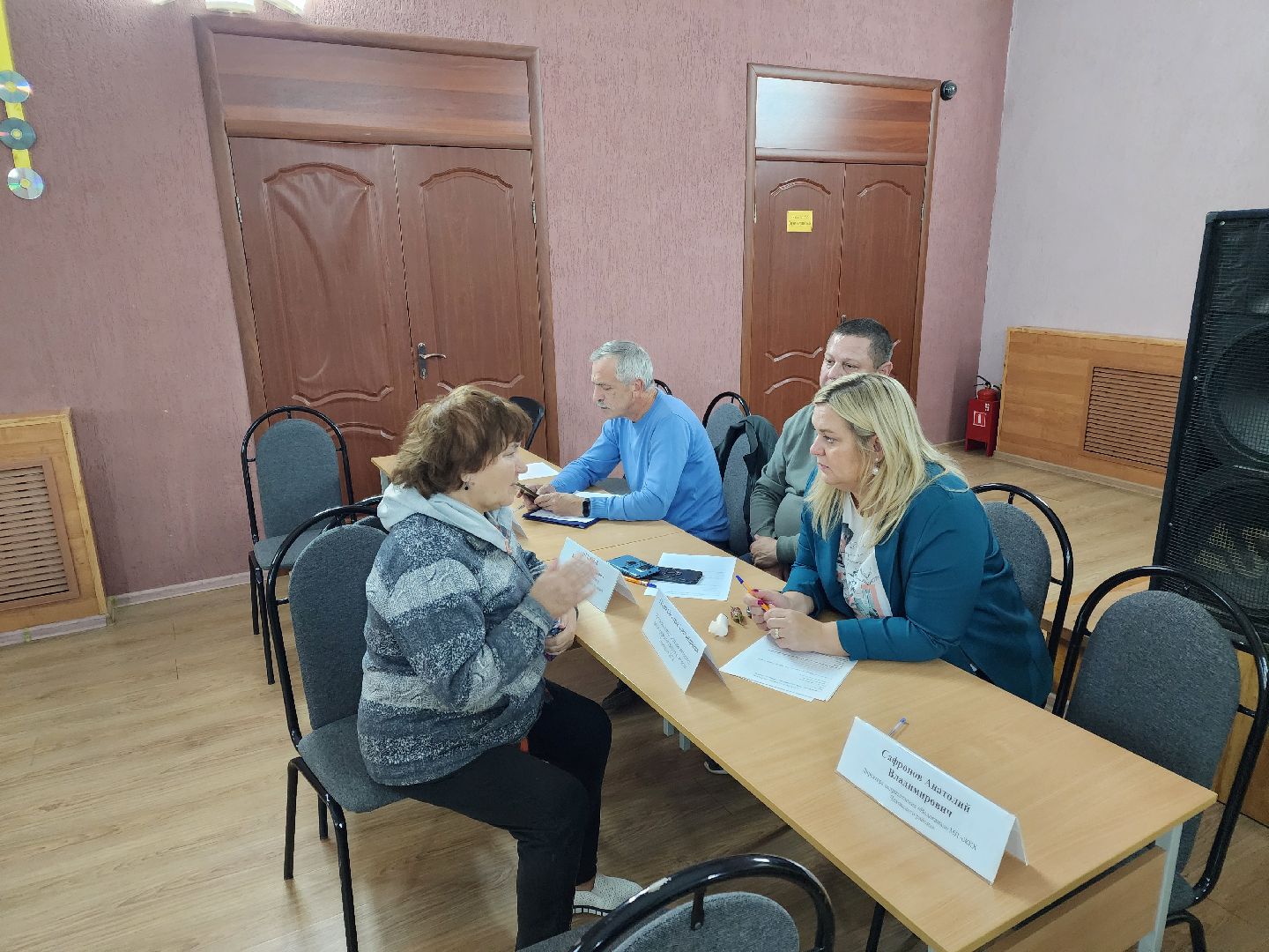 Чехов, село Шарапово, выездная администрация, встреча с жителями, обращения граждан, утепление дома, теплоизоляция, гидроизоляция, улица Колхозная,