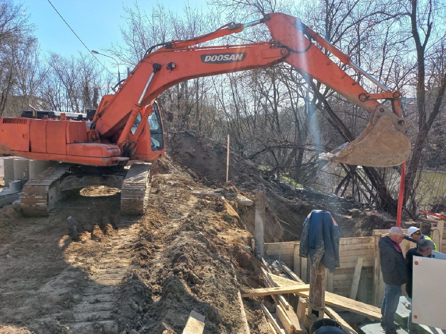 Солнечногорск, Наше Подмосковье, ЖКХ, Екатерининский канал, канализационный коллектор