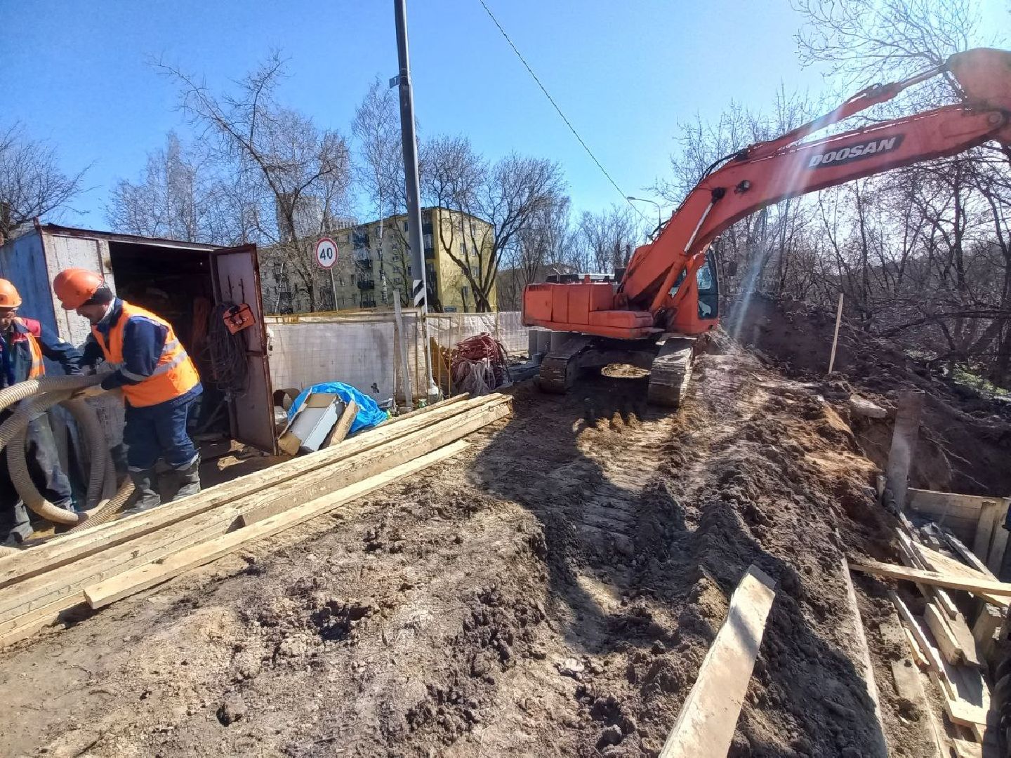 Солнечногорск, Наше Подмосковье, ЖКХ, Екатерининский канал, канализационный коллектор