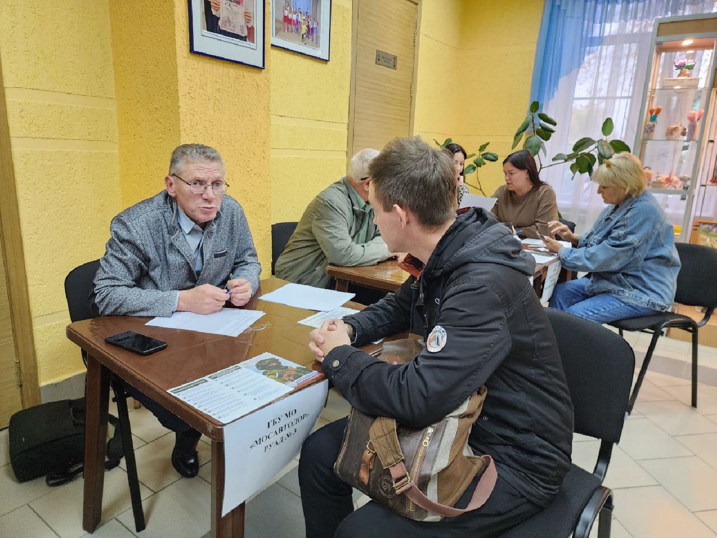 можайск, можайский городской округ, подмосковье, выездная администрация, власть, обращения граждан, ремонт дороги, многодетные семьи, жители, встреча с жителями,