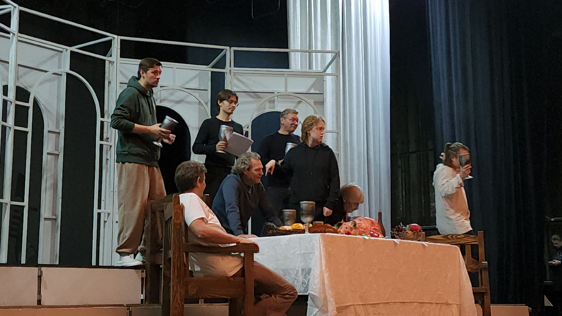 театр фэст,