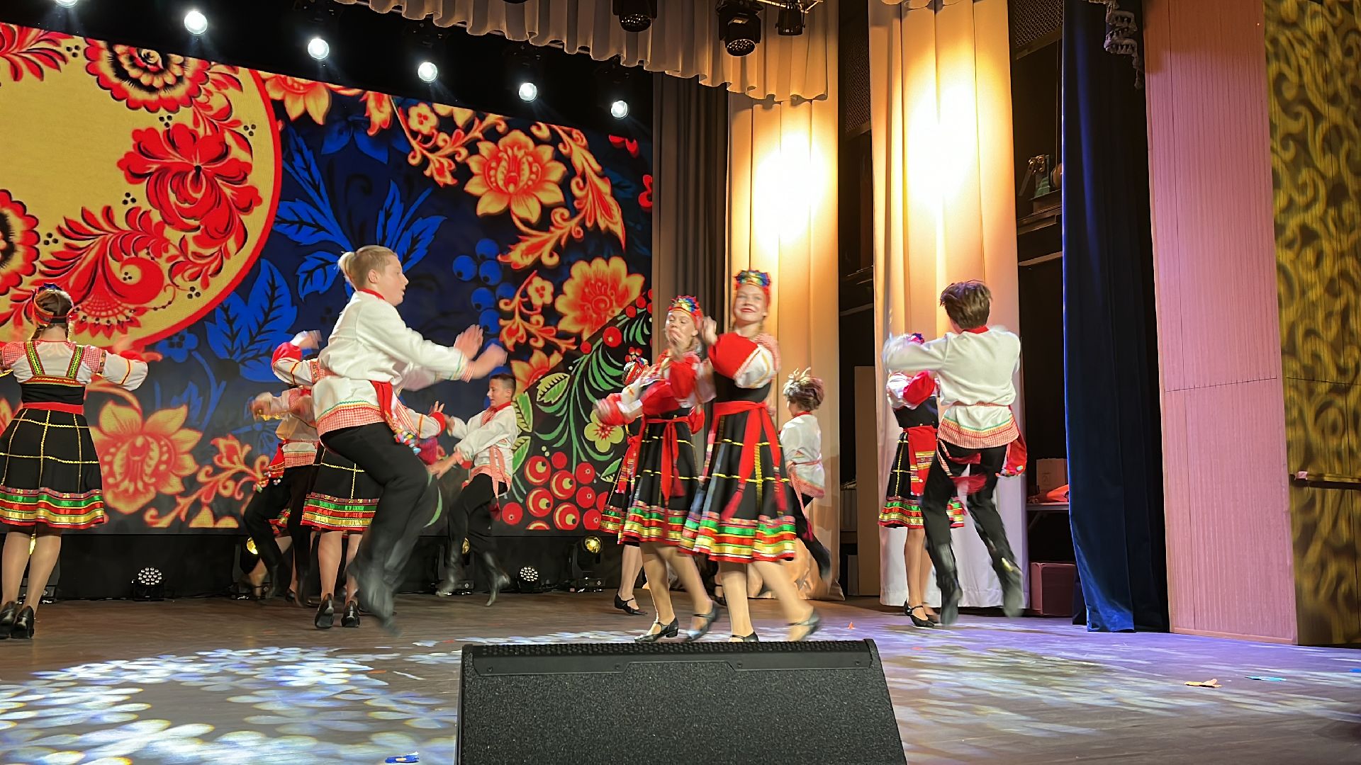 волоколамск, день учителя, праздник, концерт,