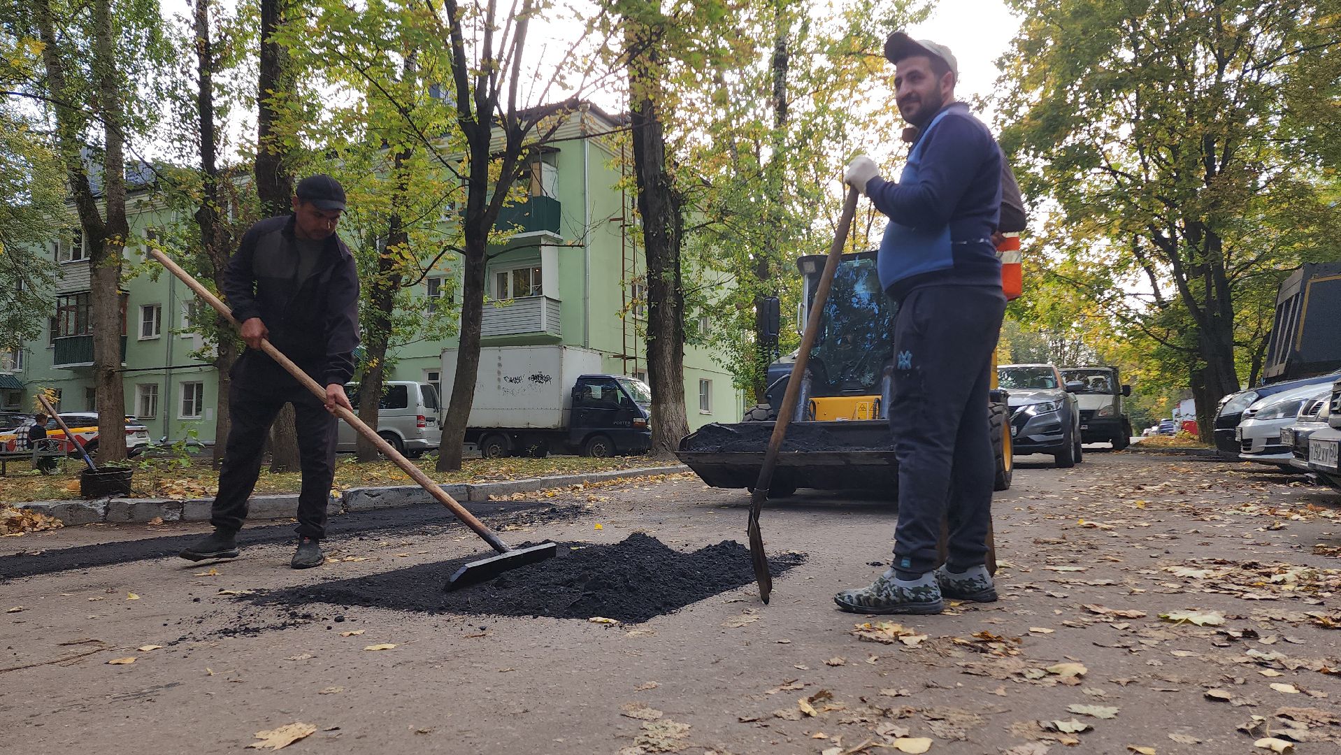 Домодедово, Подмосковье, Дороги, ЖКХ, Ямочный ремонт, замена асфальта во дворе,