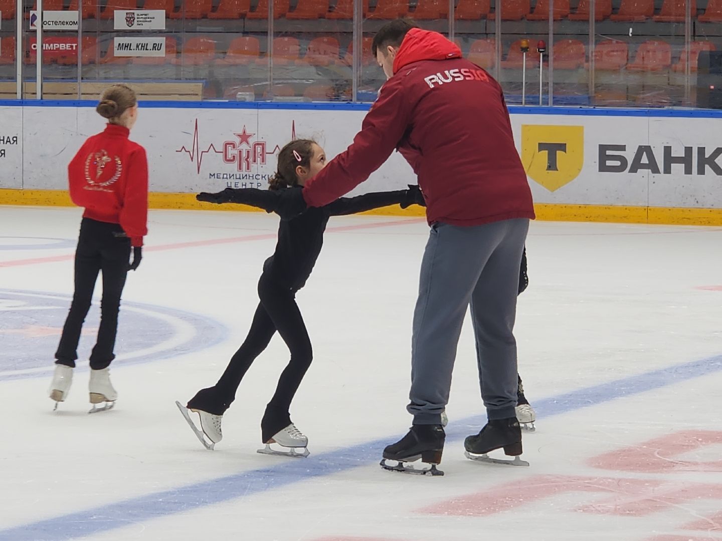 красногорск, фигуристы, арена петрова, битва школ, навка,