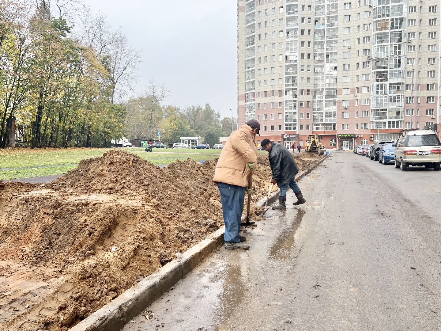 Балашиха, Подмосковье, Благоустройство дворов в Балашихе, парковочные места,