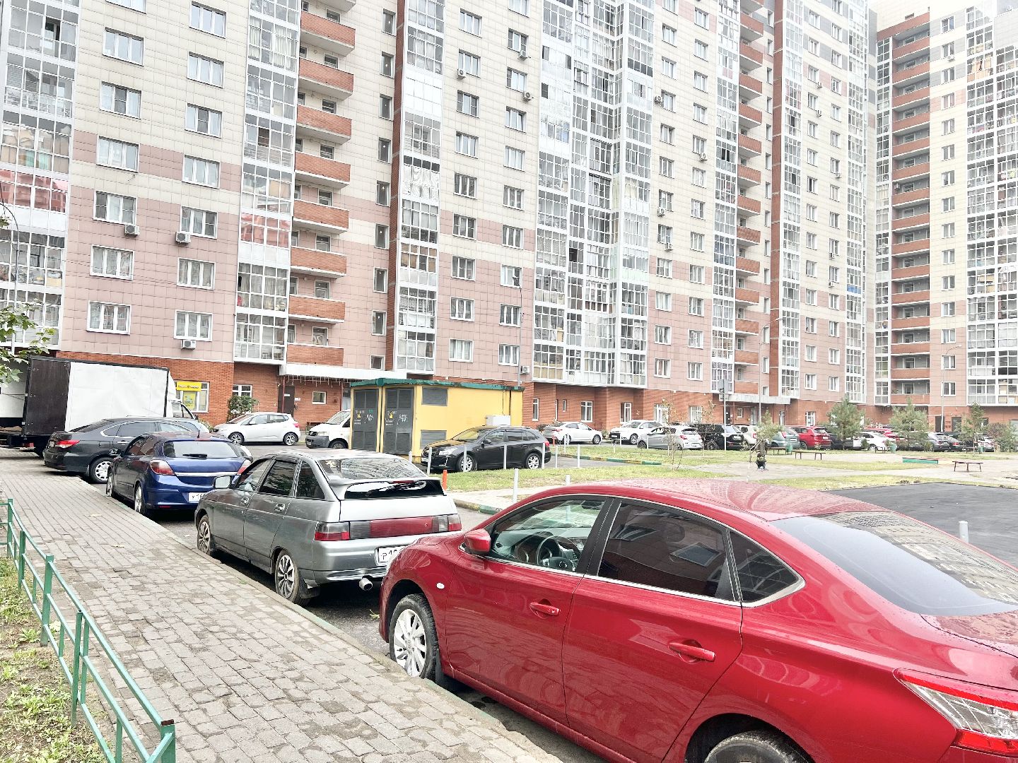 Балашиха, Подмосковье, Благоустройство дворов в Балашихе, парковочные места,