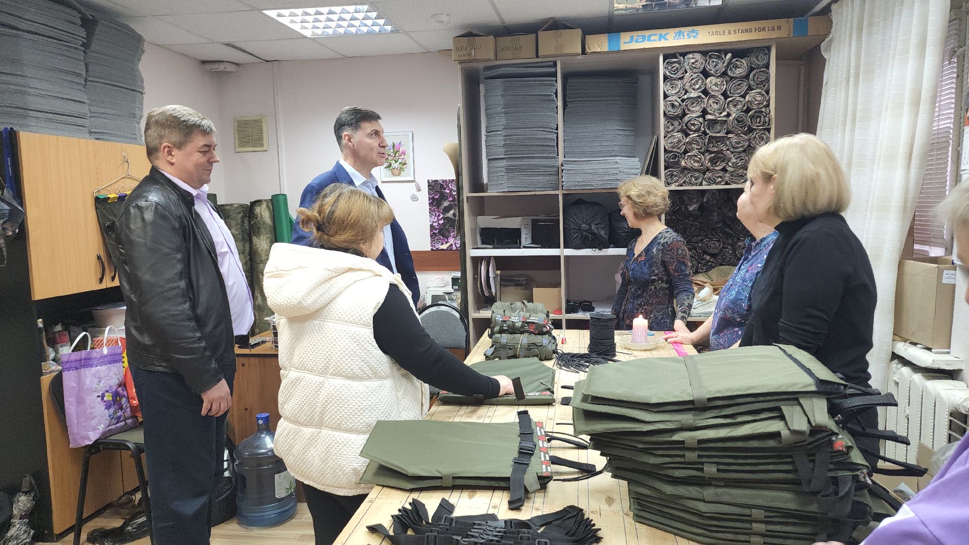 волонтеры, котельники, золотые руки ангела,