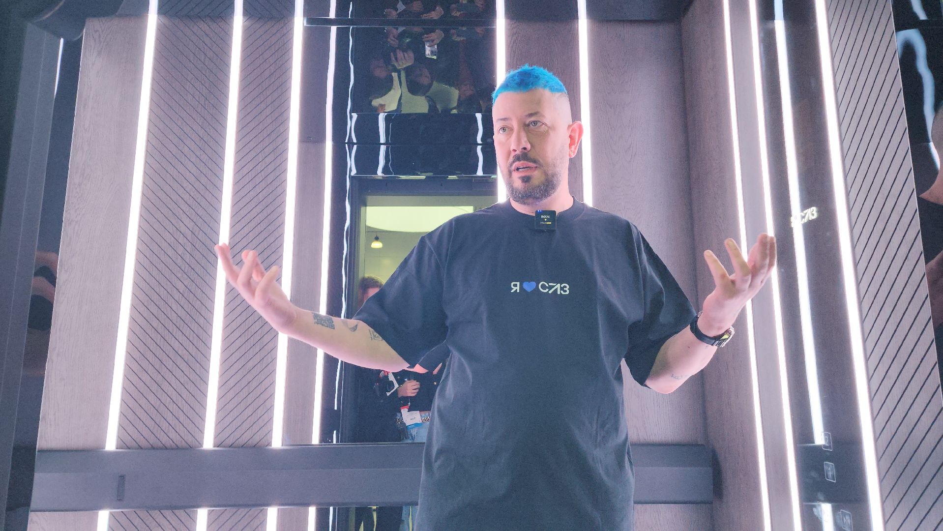 Красногорск, крокус экспо, лифты, выставка,