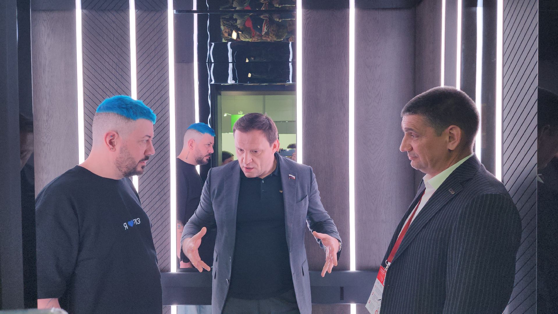 Красногорск, крокус экспо, лифты, выставка,