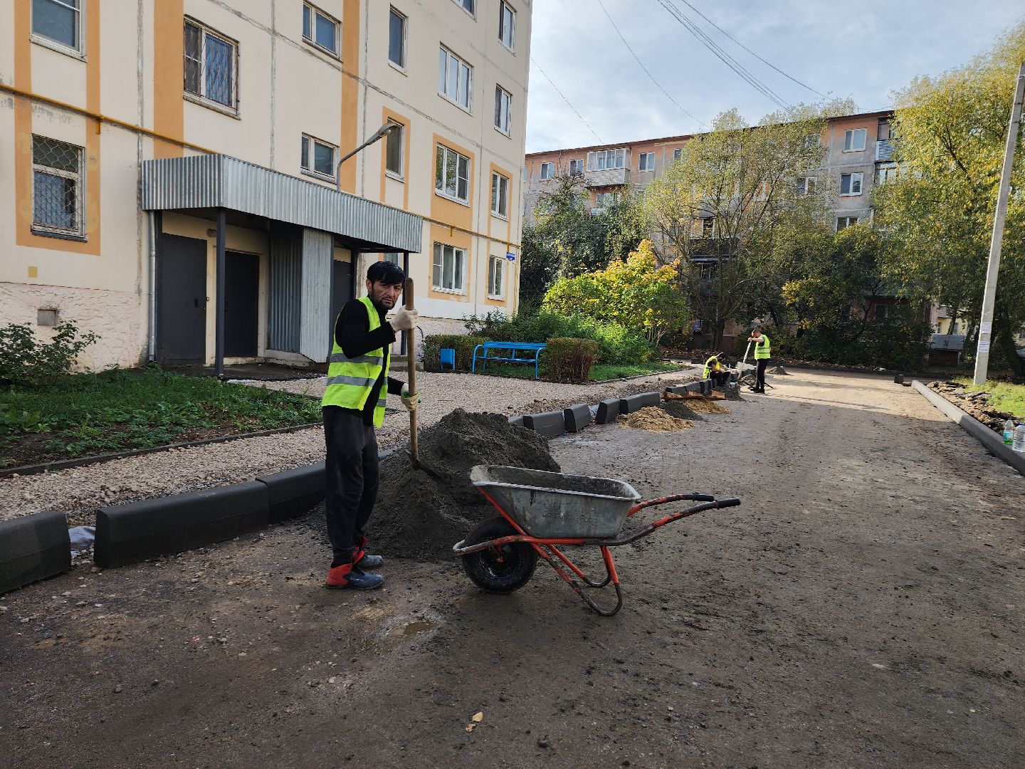 благоустройство, серпухов, подмосковье, комплексное благоустройство двора,