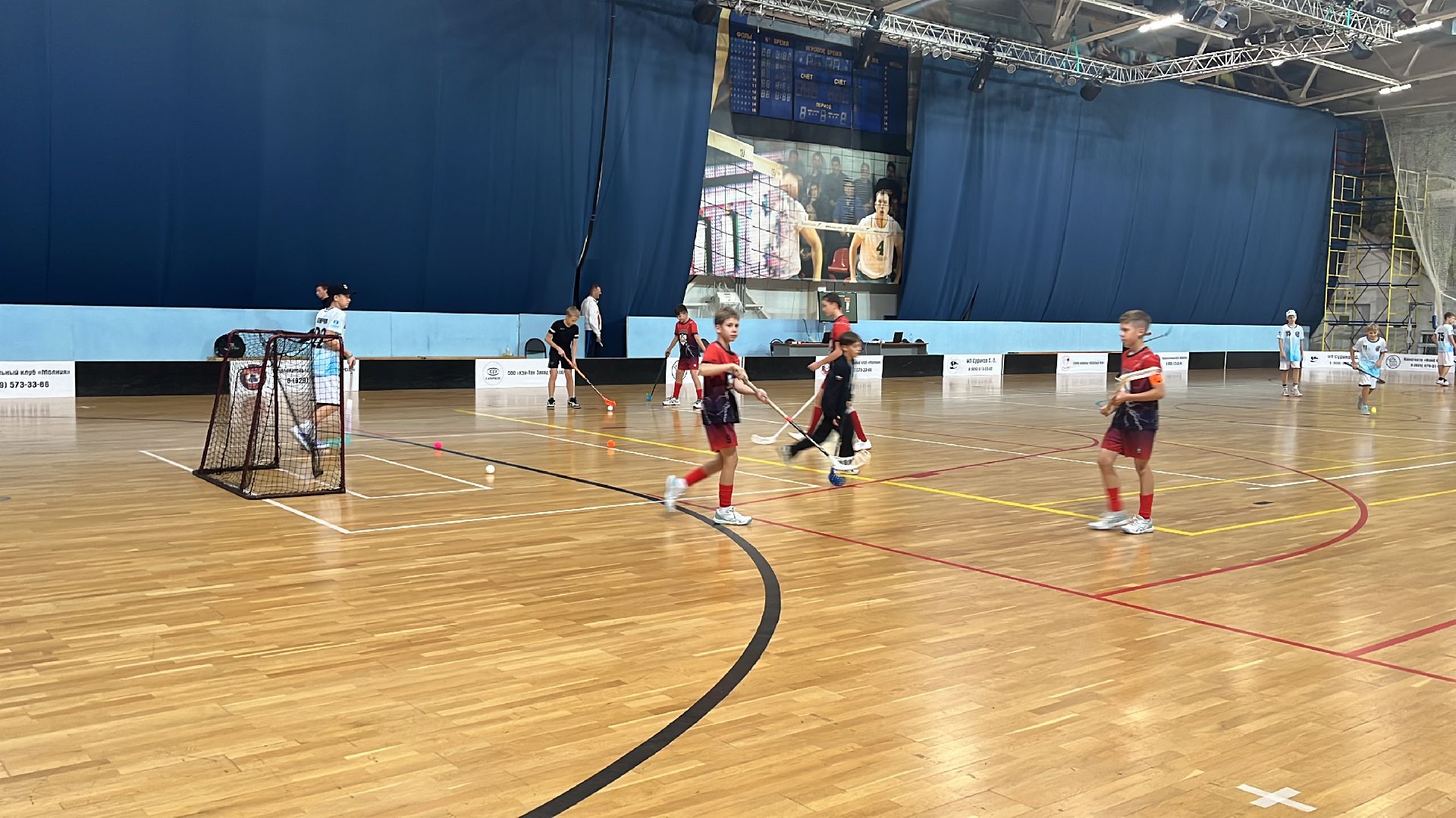 флорбол, первенство, соревнования, дворец спорта, хоккей,