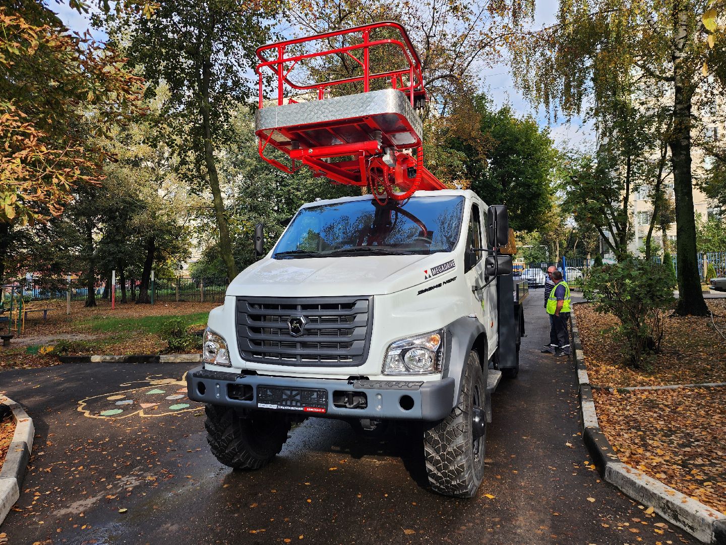 серпухов, автовышка, новая техника, детский сад матрешка, улица серпуховская,