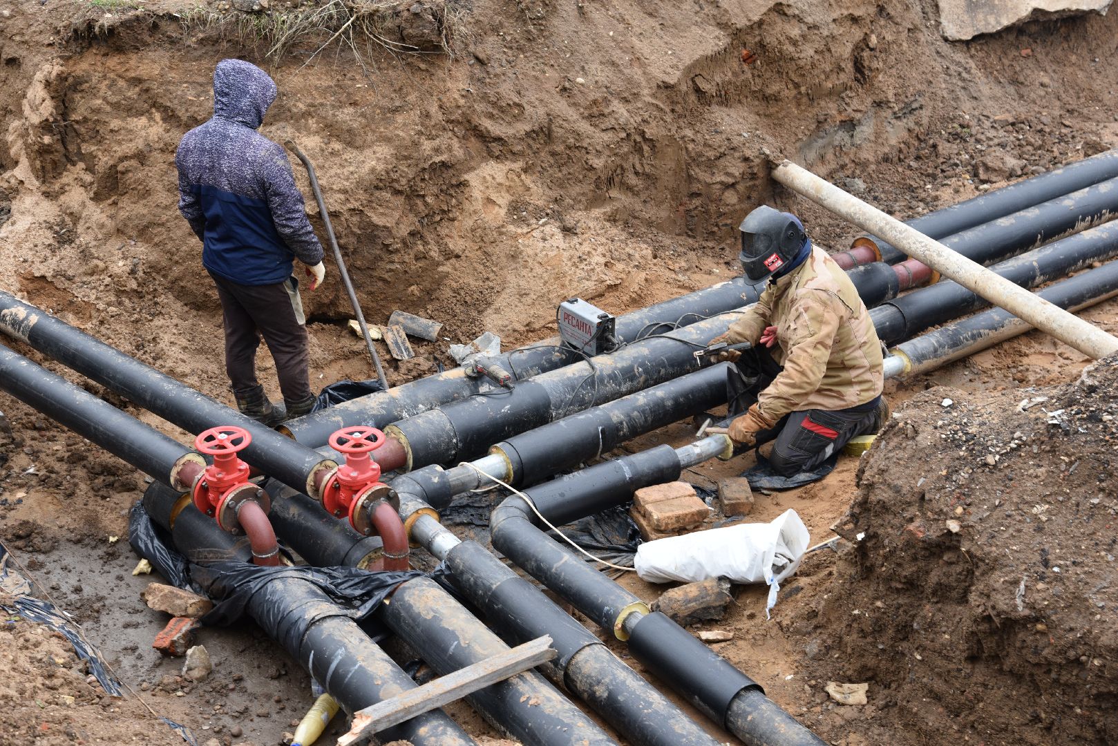 лотошино, новолотошино, жкх, теплотрасса, замена труб отопления, ремонт теплотрассы, ремонт тепловых сетей,