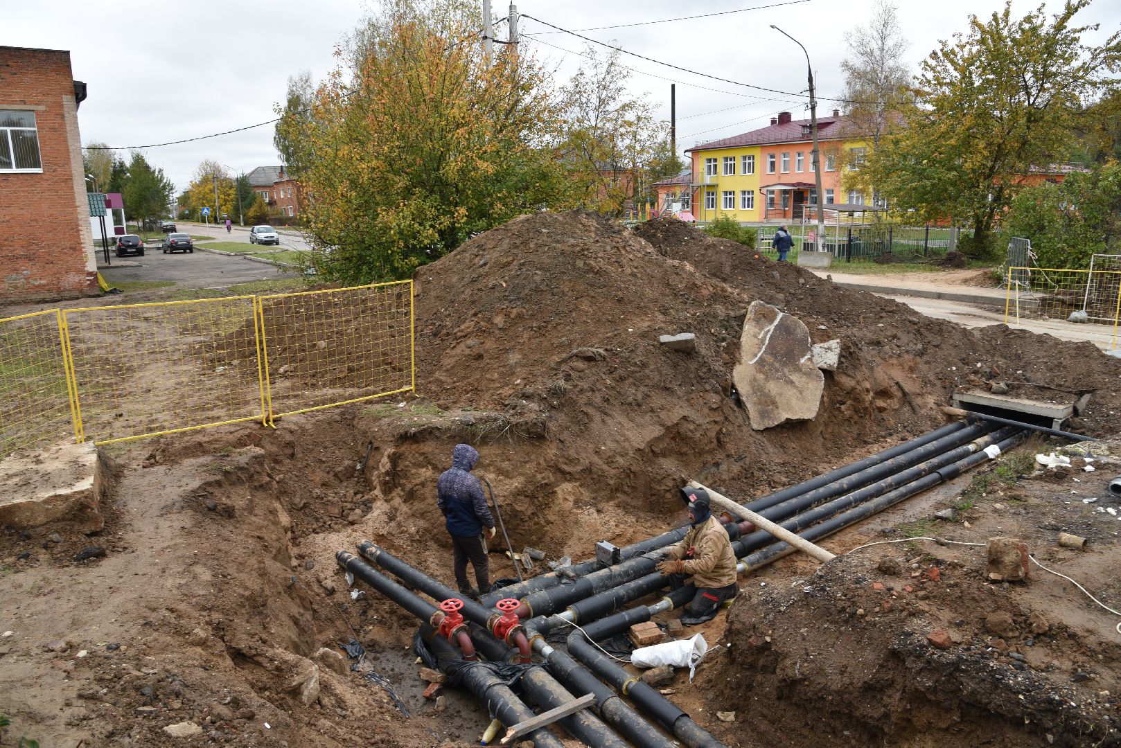 лотошино, новолотошино, жкх, теплотрасса, замена труб отопления, ремонт теплотрассы, ремонт тепловых сетей,