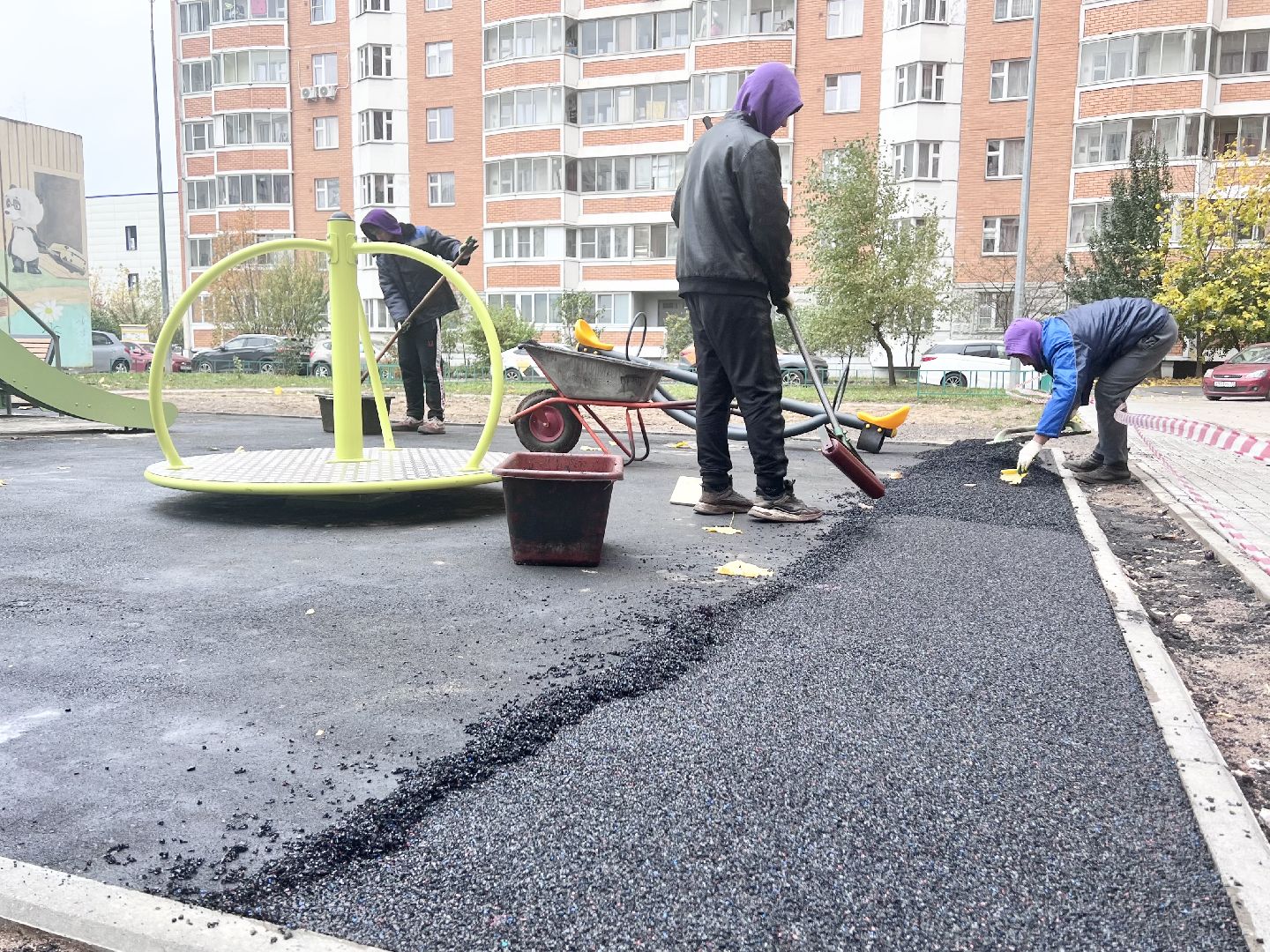 Балашиха, Подмосковье, модернизация детских игровых площадок, безопасное покрытие,благоустройство дворовой территории,