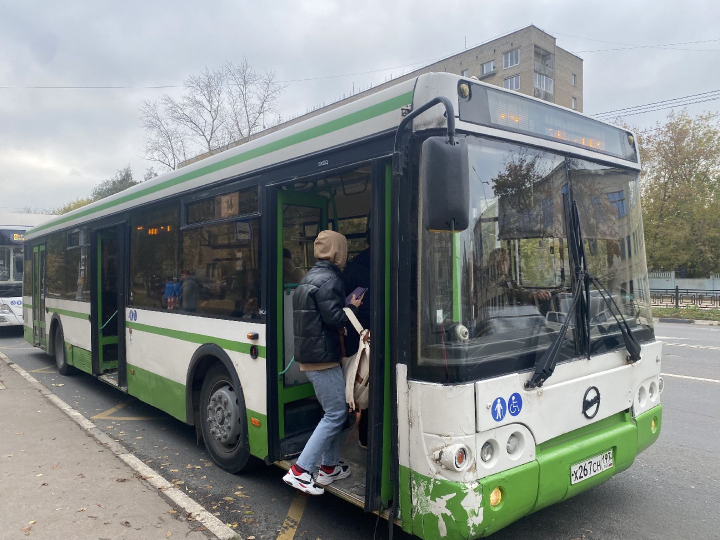 транспорт, маршрутный автобус, общественный транспорт,