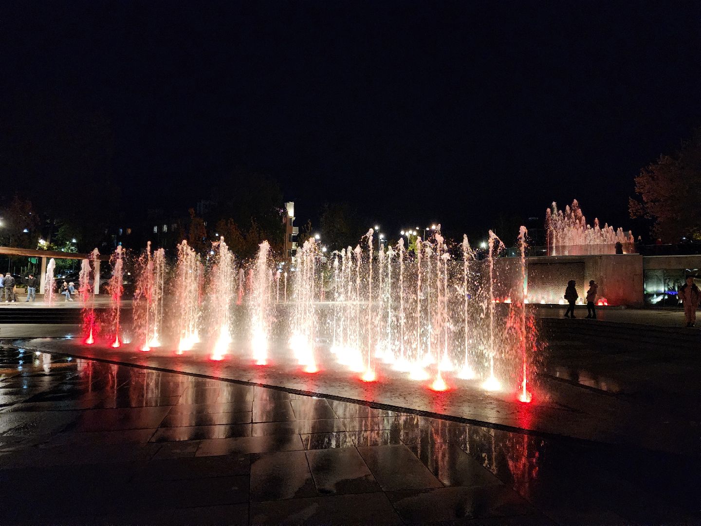 ногинск, жители, общество, фонтанная площадь, шоу фонтанов, концертная программа, фонтаны,