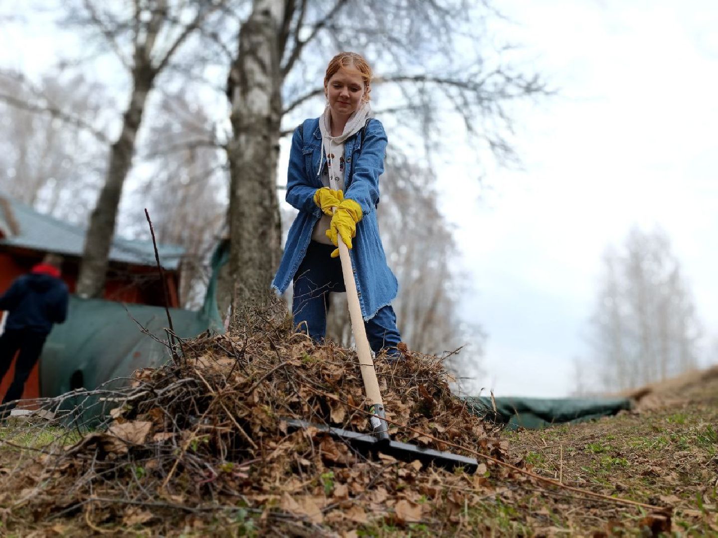 Можайск, Можайский городской округ, Подмосковье, субботник, волонтеры, студенты, Никольский собор