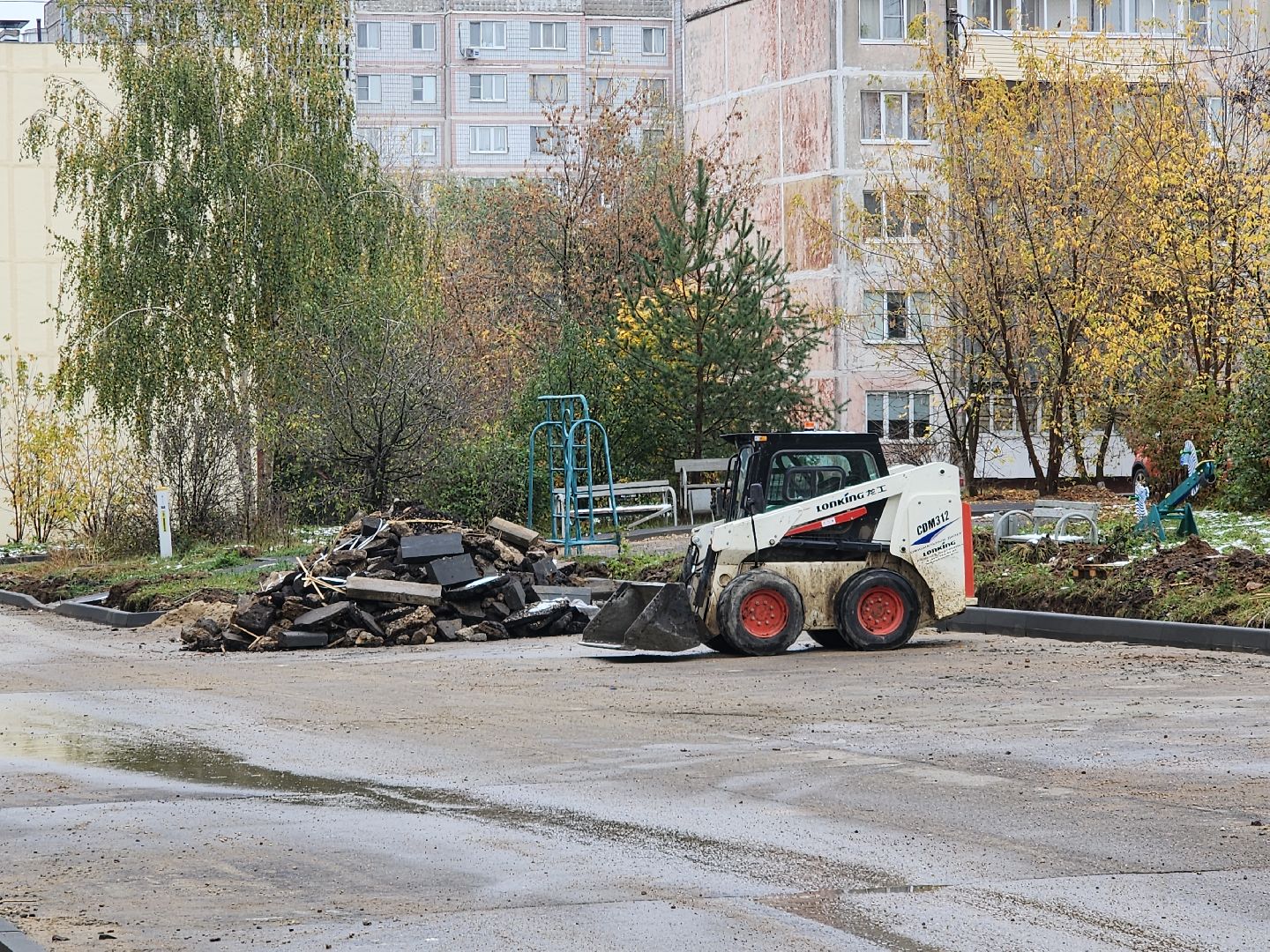 серпухов, подмосковье, воркаут-площадка, благоустройство, комплексное благоустройство двора,