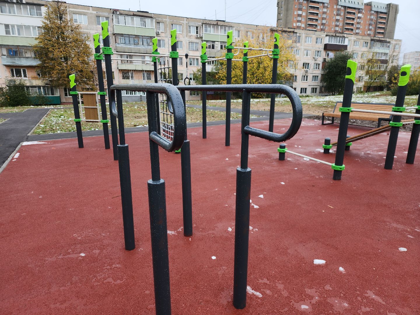 серпухов, подмосковье, воркаут-площадка, благоустройство, комплексное благоустройство двора,