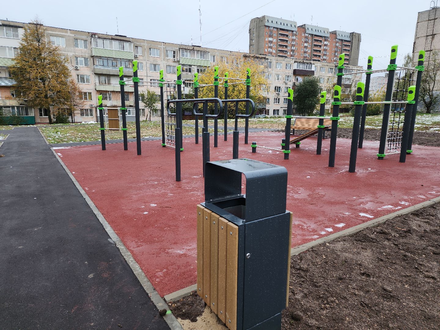 серпухов, подмосковье, воркаут-площадка, благоустройство, комплексное благоустройство двора,