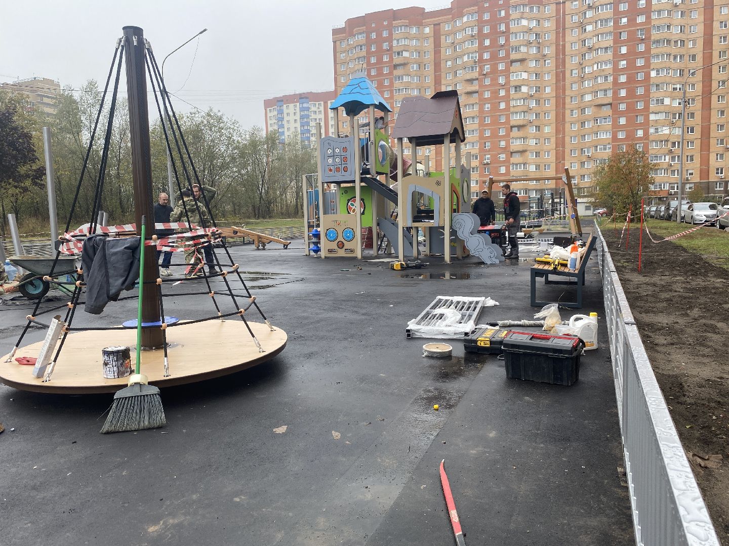 губернаторская детская площадка, Власиха благоустройство, новый игровой комплекс, игровой комплекс Забава, ГК Забава,